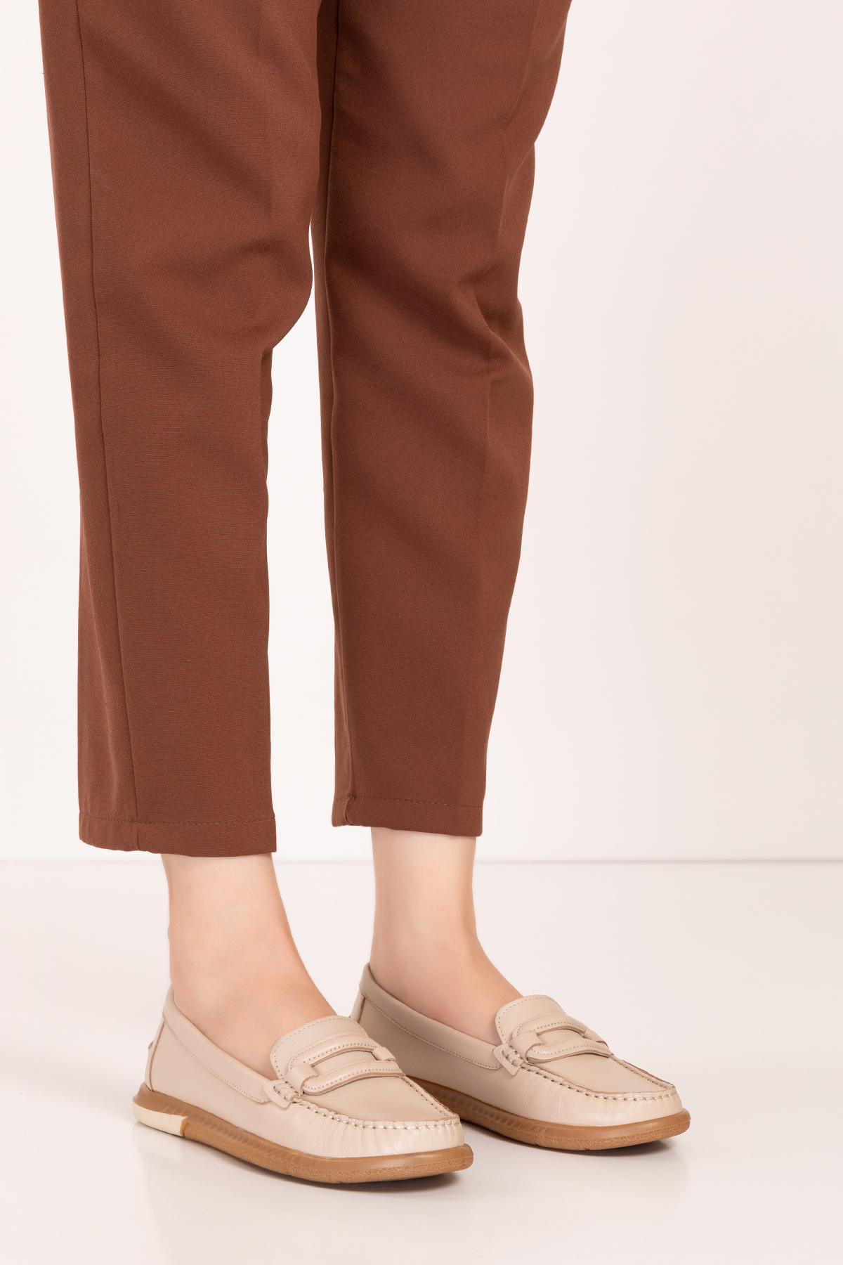 Gondol Kadın Hakiki Deri Günlük Rahat Klasik Ayakkabı hl.24105 - Görsel 8