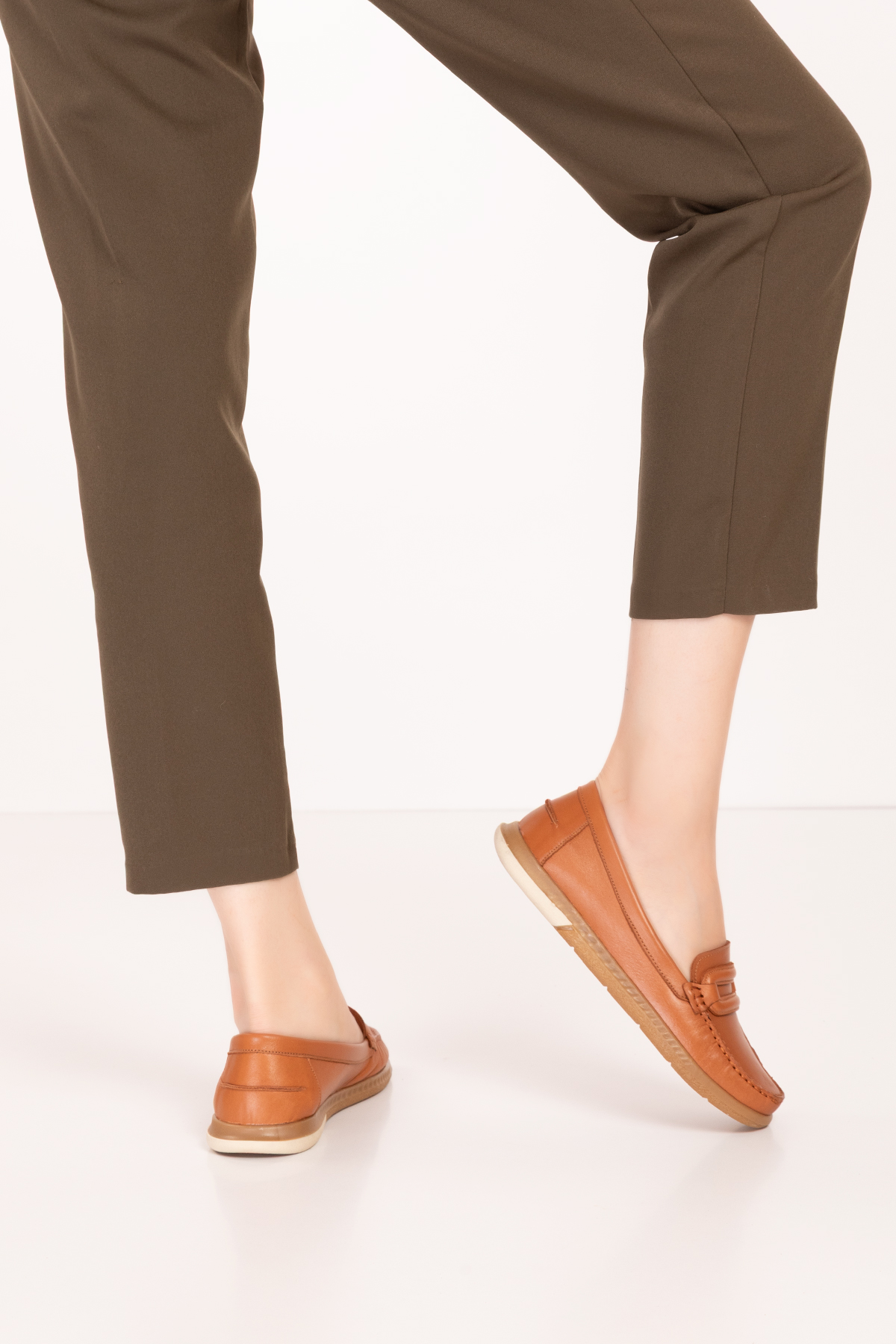 Gondol Kadın Hakiki Deri Günlük Rahat Klasik Ayakkabı hl.24105 - Görsel 8