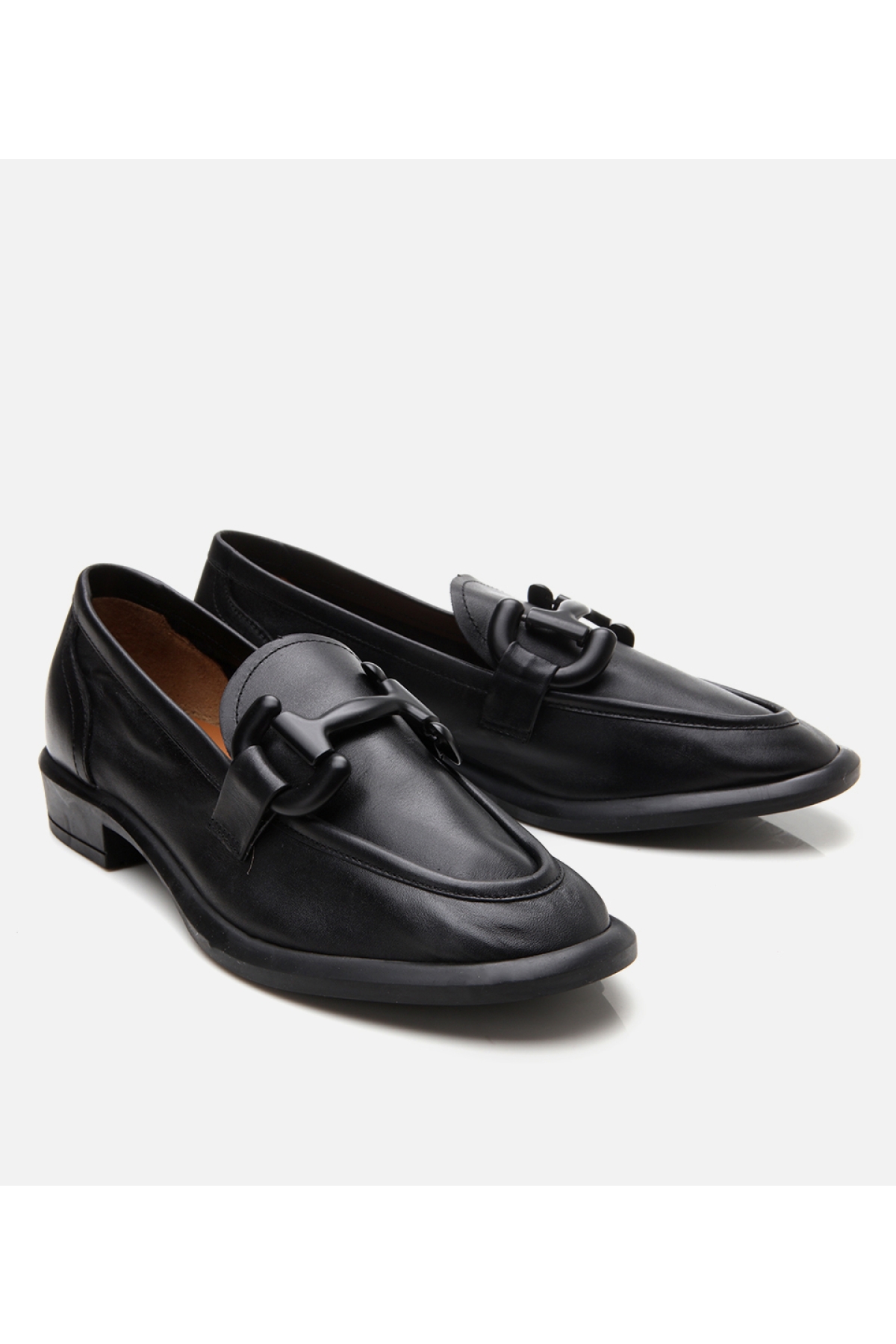 Kadın Deri Siyah Esnek Tabanlı Günlük Loafer - Görsel 3