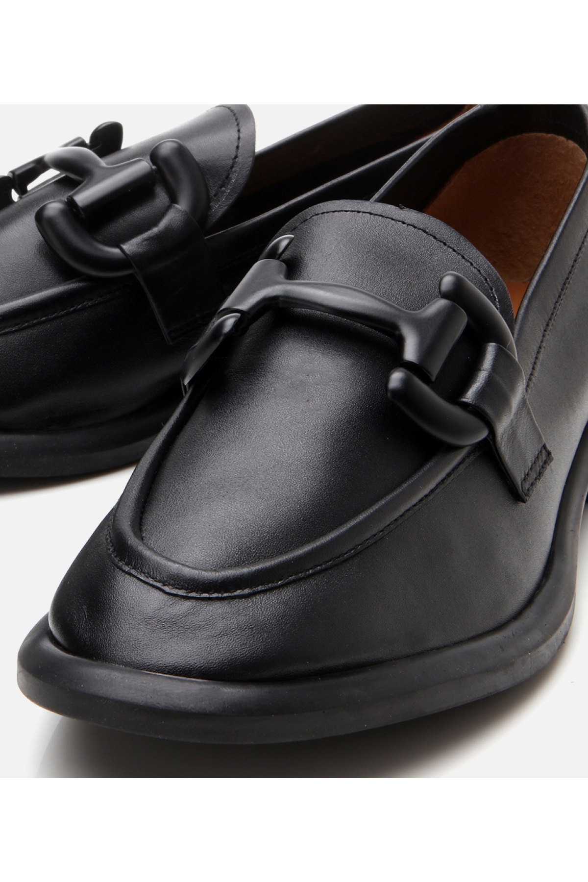 Kadın Deri Siyah Esnek Tabanlı Günlük Loafer - Görsel 4