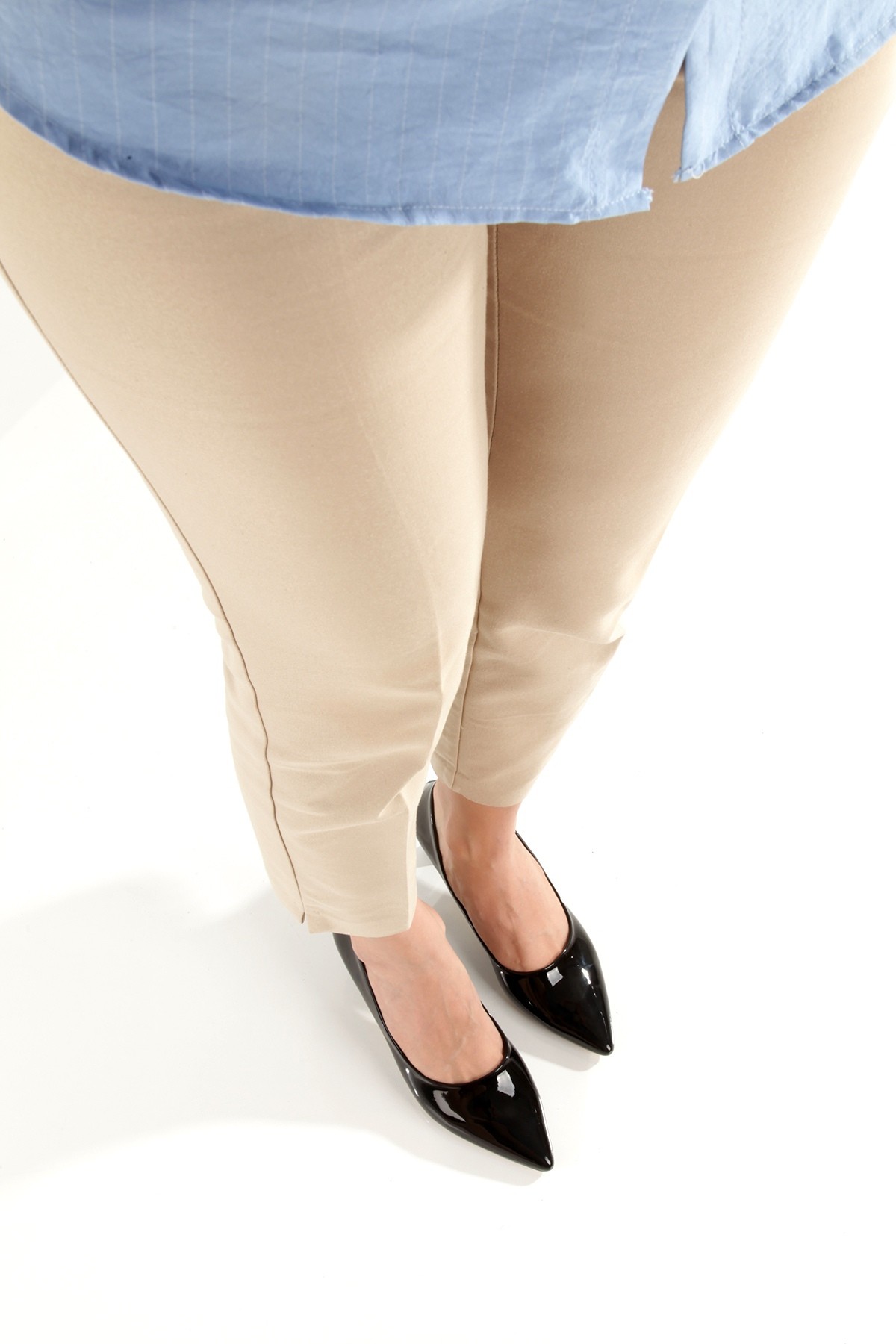 Kandy Siyah Rugan Kısa Topuklu Stiletto Parlak Kadın Abiye Ayakkabı - Görsel 3