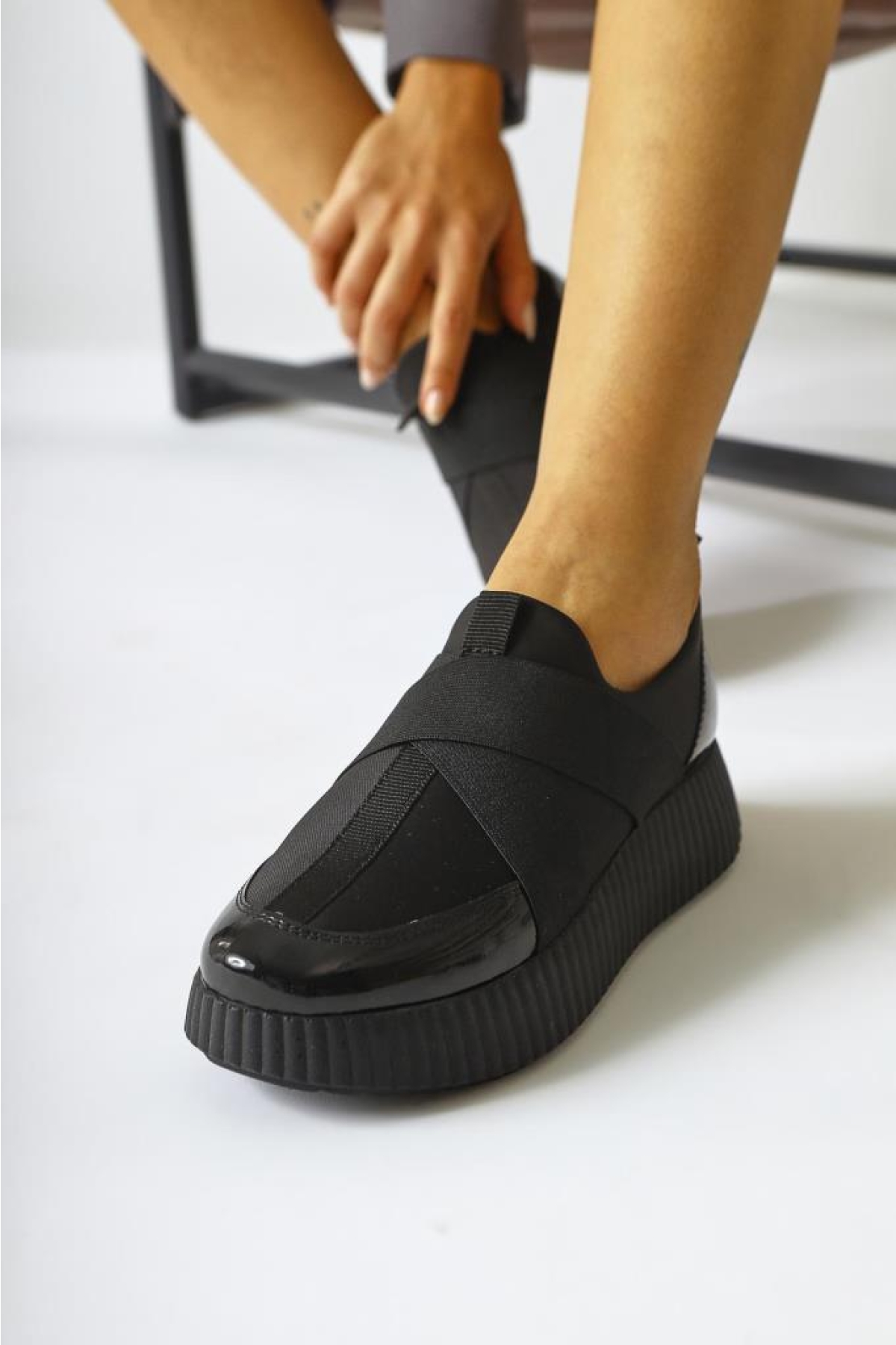 Fendii 02994 Bağcıksız Yüksek Taban Kadın Spor Ayakkabı - Görsel 4