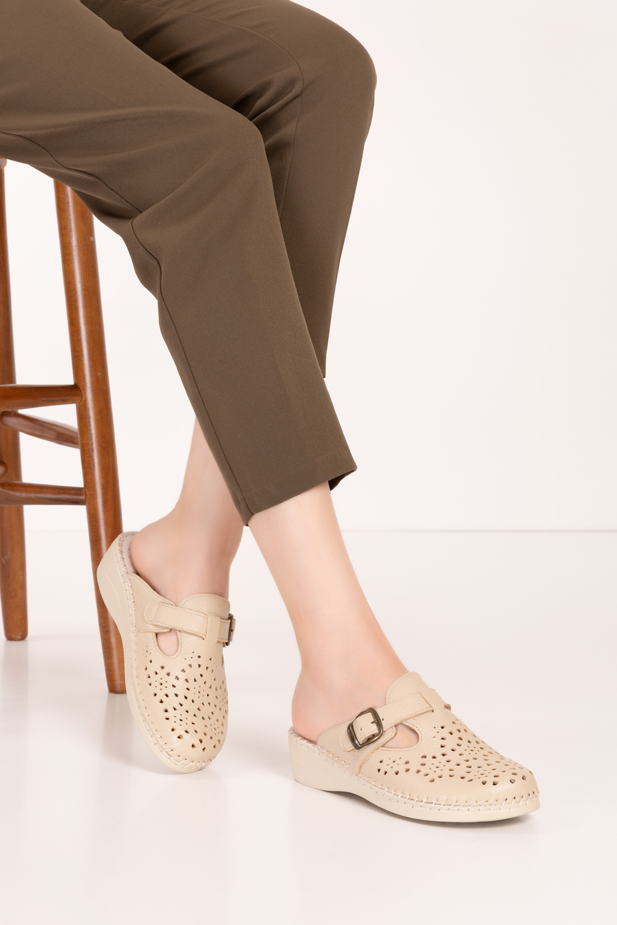 Gondol Ortopedik Deri Sabo Terlik yprk.510 - Görsel 6