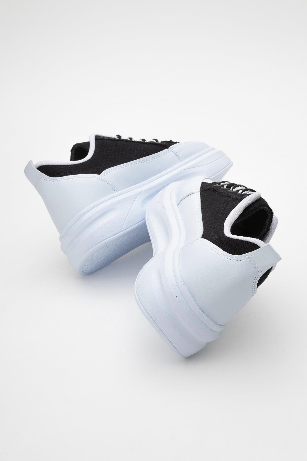 Kadın Anorak Spor Ayakkabı BEYAZ SİYAH - Görsel 5