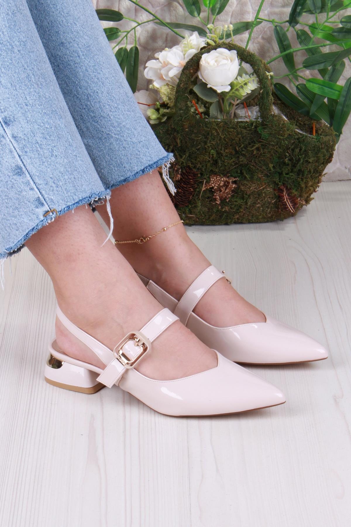 129-1210 Fls Rugan Alçak Topuk Arkası Açık Önü Kapalı Kadın Ayakkabı - Görsel 2