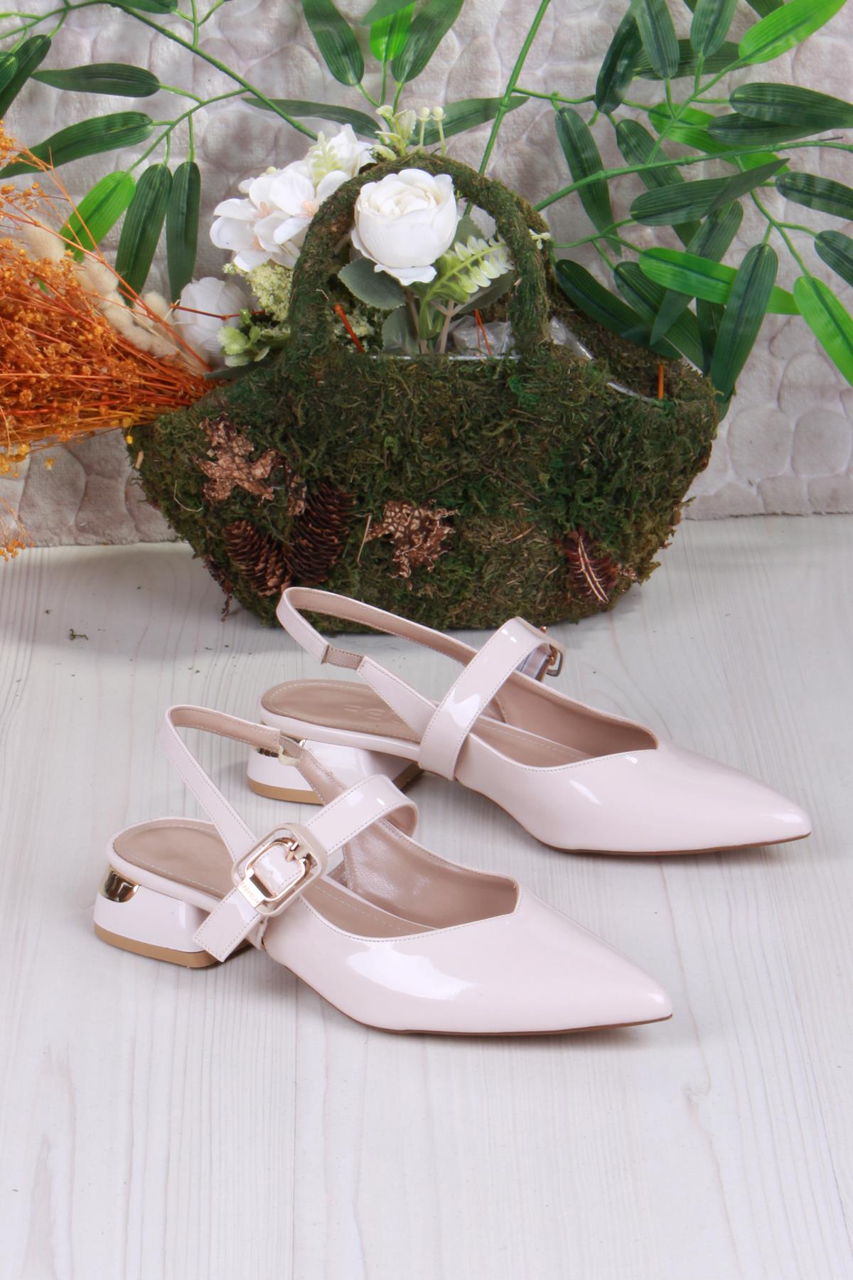 129-1210 Fls Rugan Alçak Topuk Arkası Açık Önü Kapalı Kadın Ayakkabı - Görsel 4