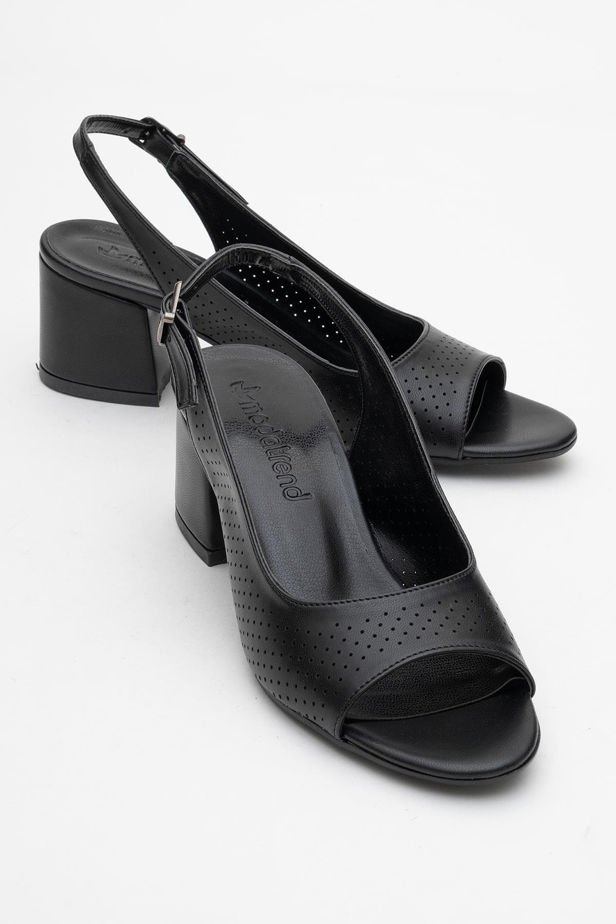 Zımbalı Açık Kadın Topuklu Sandale SİYAH CİLT - Görsel 2