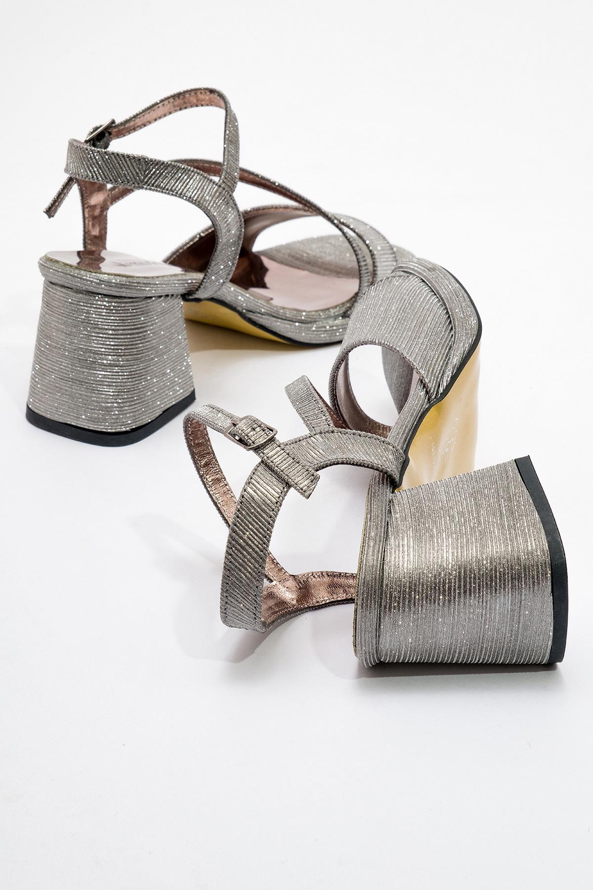 Kadın Simli Topuklu Ayakkabı PLATİN SİM - Görsel 5