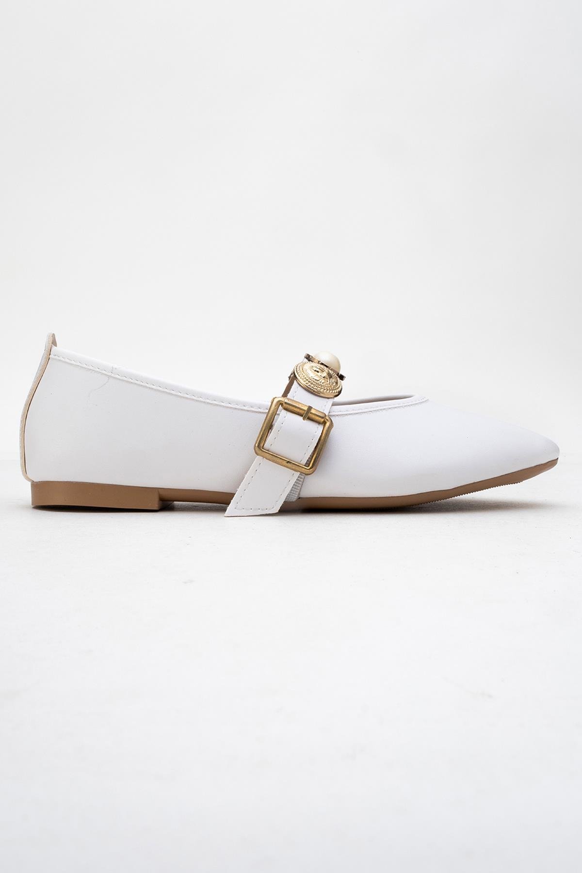 Kadın Kemerli Armalı Tek Biyeli Küt Burunlu Babet BEYAZ - Görsel 3