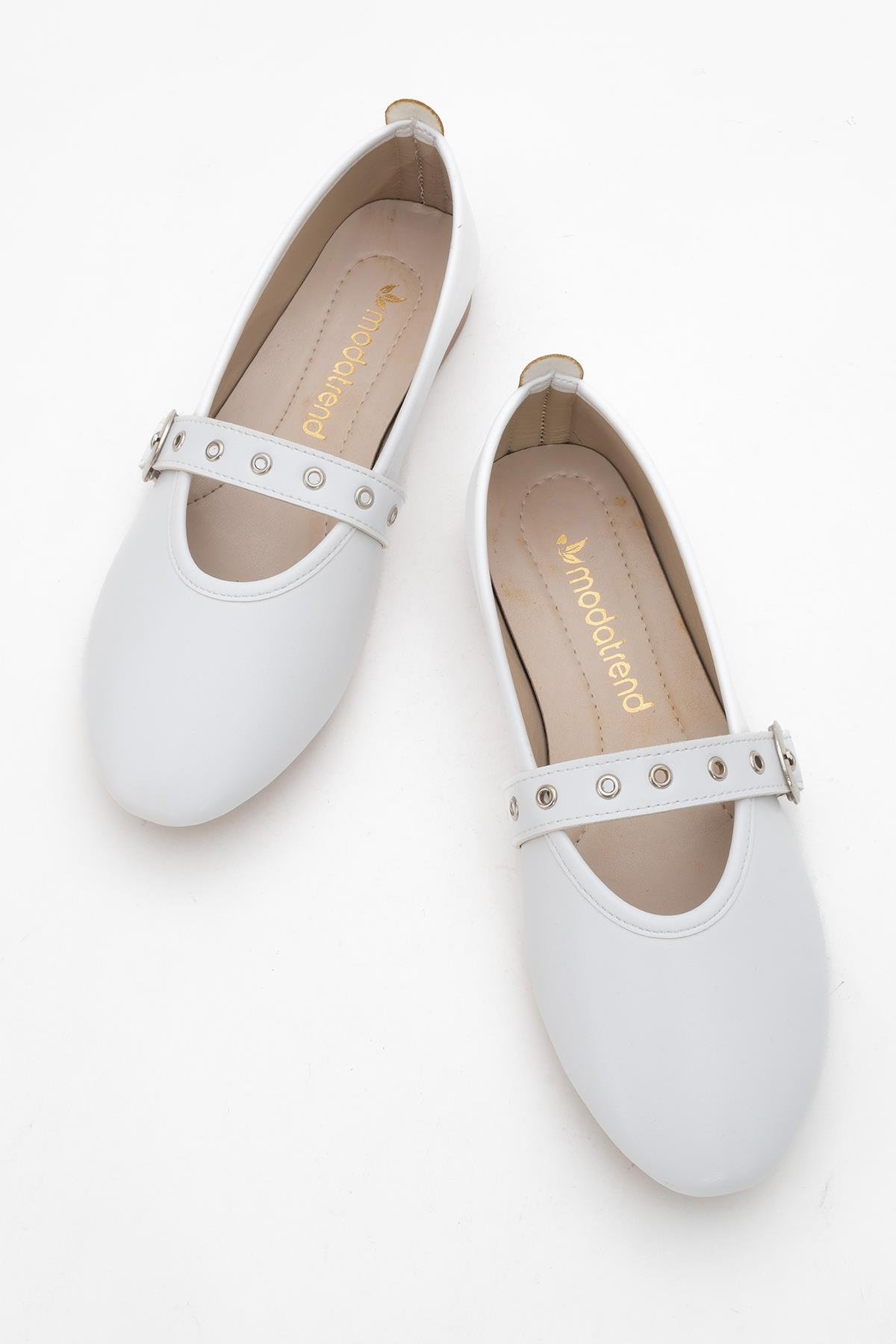 Kadın Tek Biyeli Tokalı Babet BEYAZ - Görsel 6