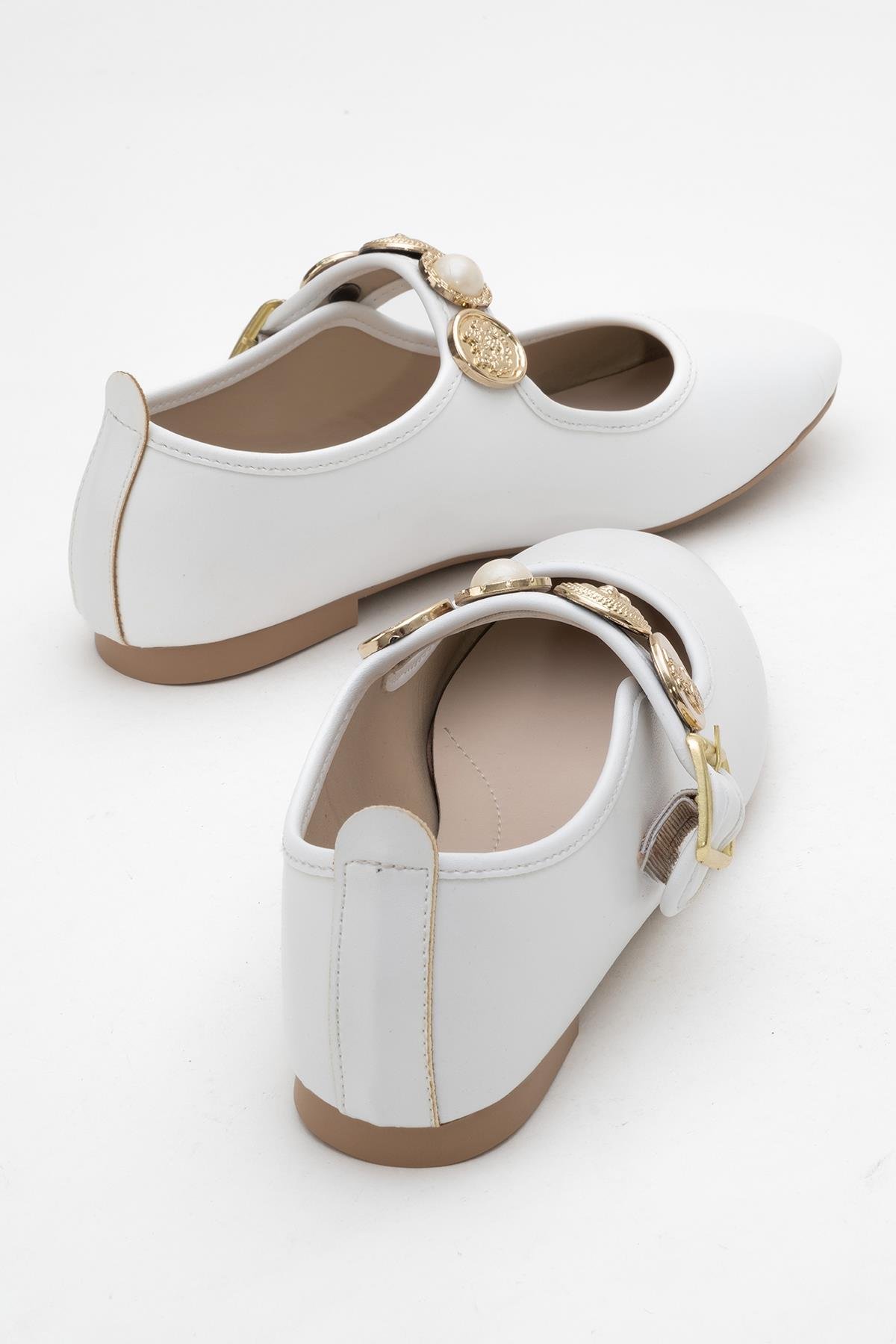 Kadın Kemerli Armalı Tek Biyeli Küt Burunlu Babet BEYAZ - Görsel 5