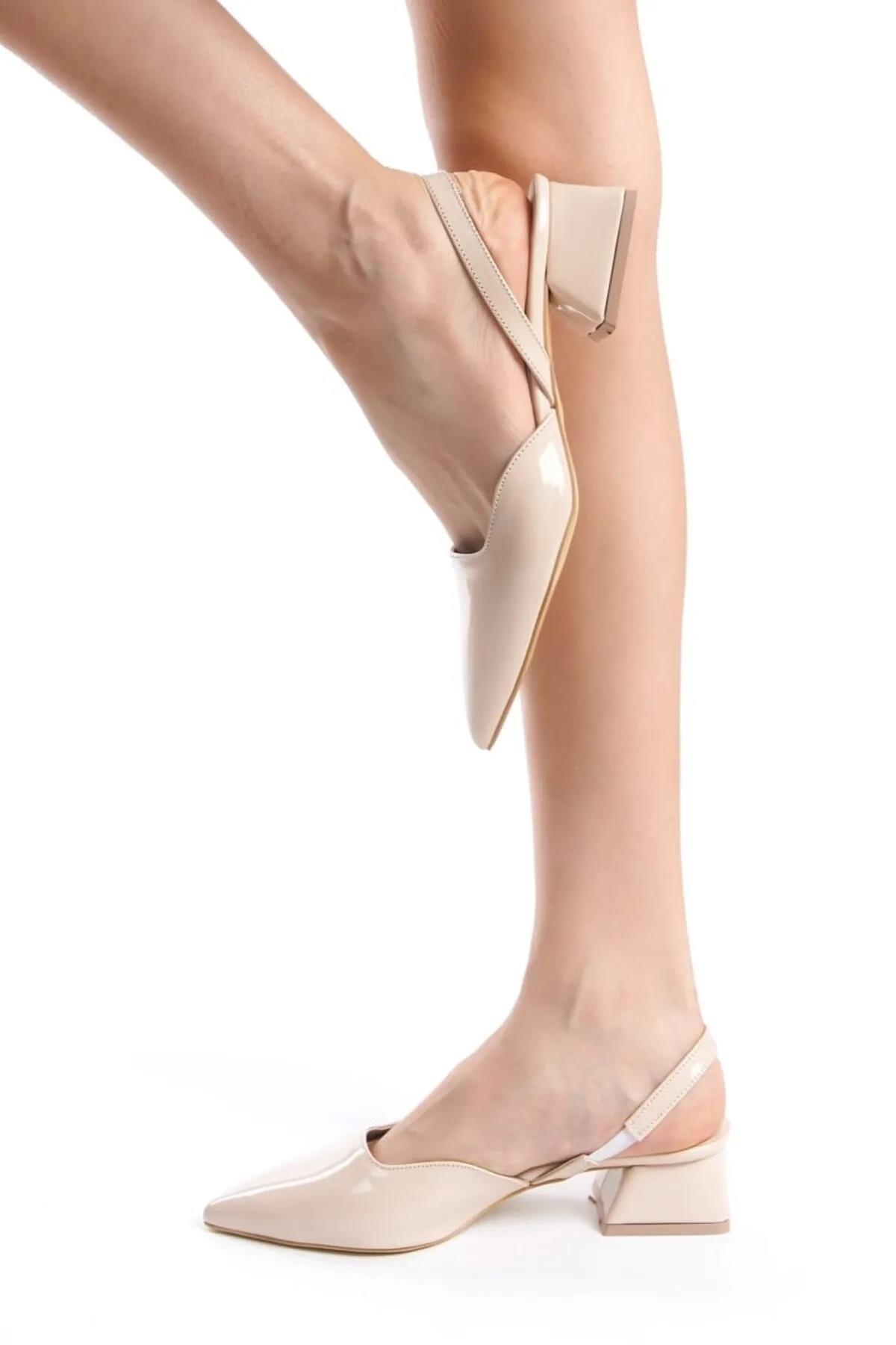 Kadın Sivri Burun Arkası Açık Klasik Topuklu Ayakkabı - Görsel 3