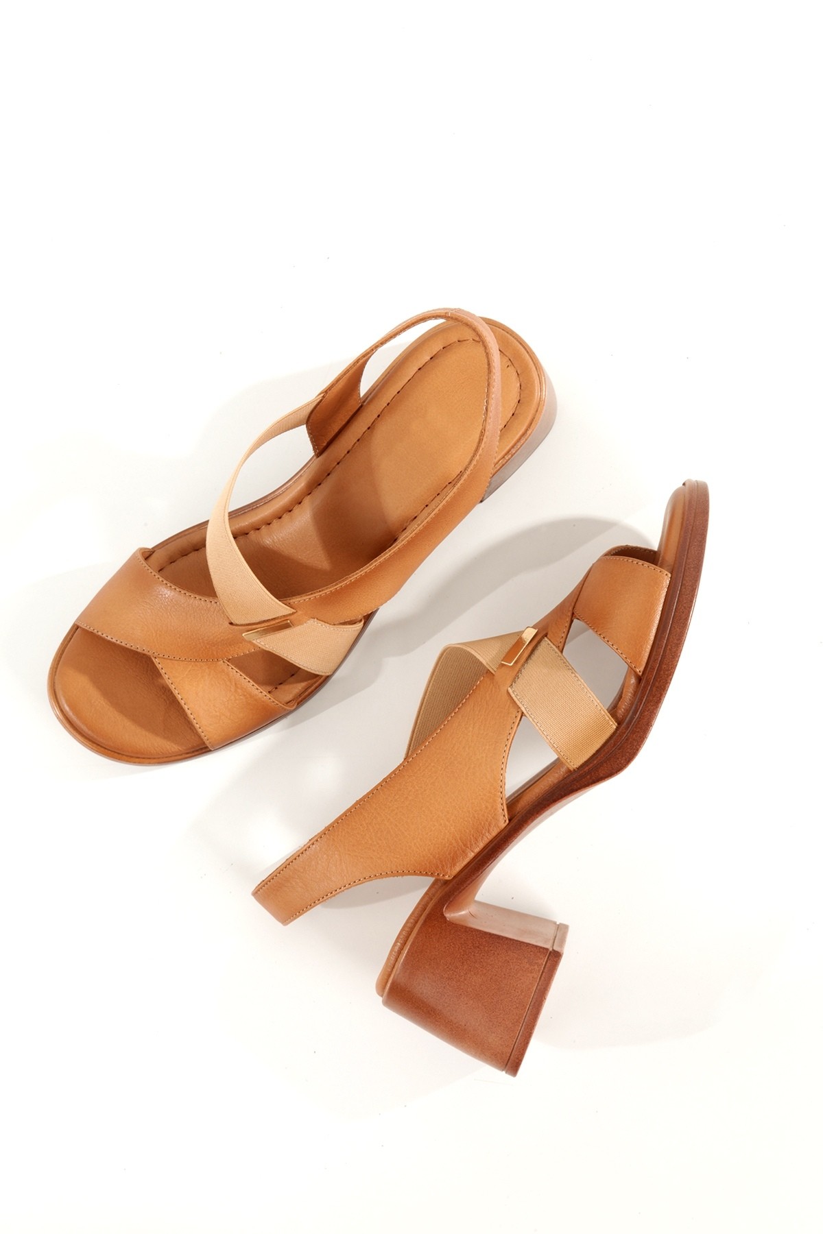 Madleen Taba Renk Yumuşak Hakiki Deri Kadın Sandalet Kalın Topuklu Ayakkabı - Görsel 3