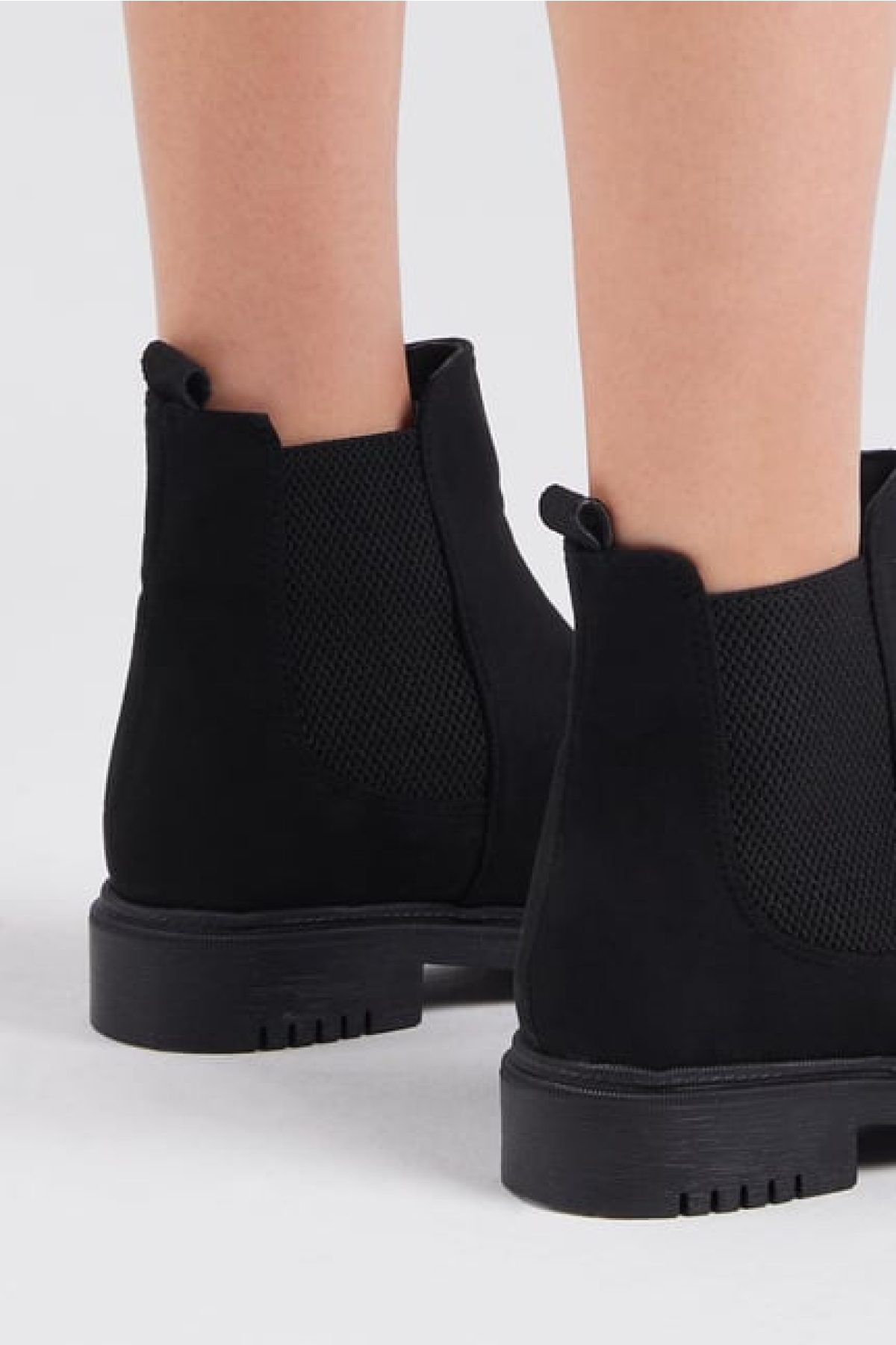 Tonny Black Kadın Siyah Cilt Lastikli Rahat Kalıp Bot - Görsel 4