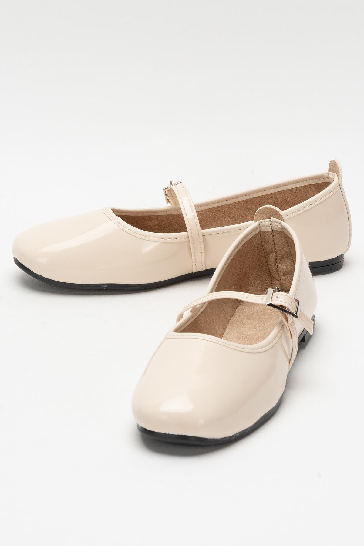 Kadın Kemer Detay Rugan Babet Ayakkabı KREM - Görsel 5