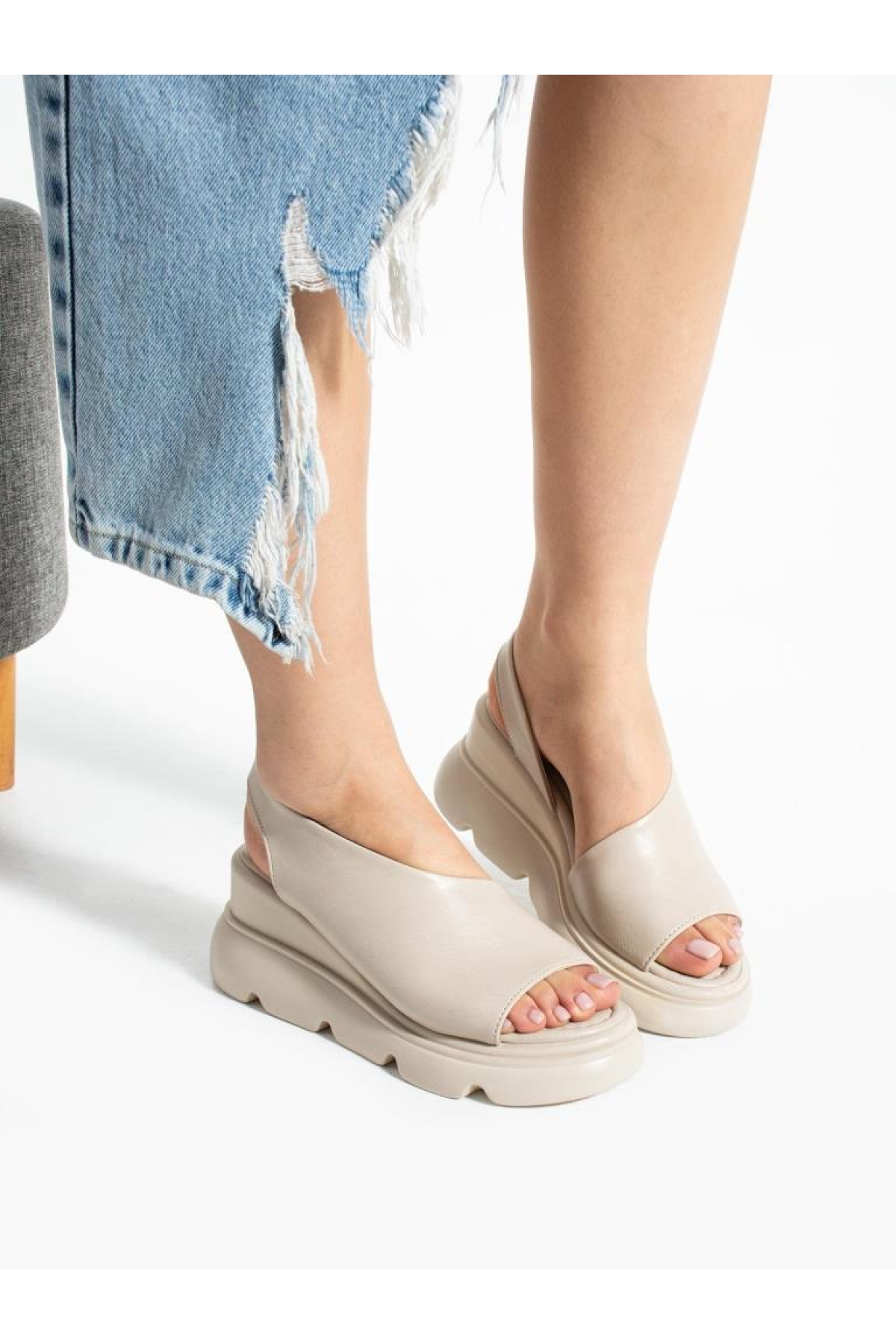 Mnrs 03212 Kadın Günlük Dolgu Topuk Sandalet - Görsel 2