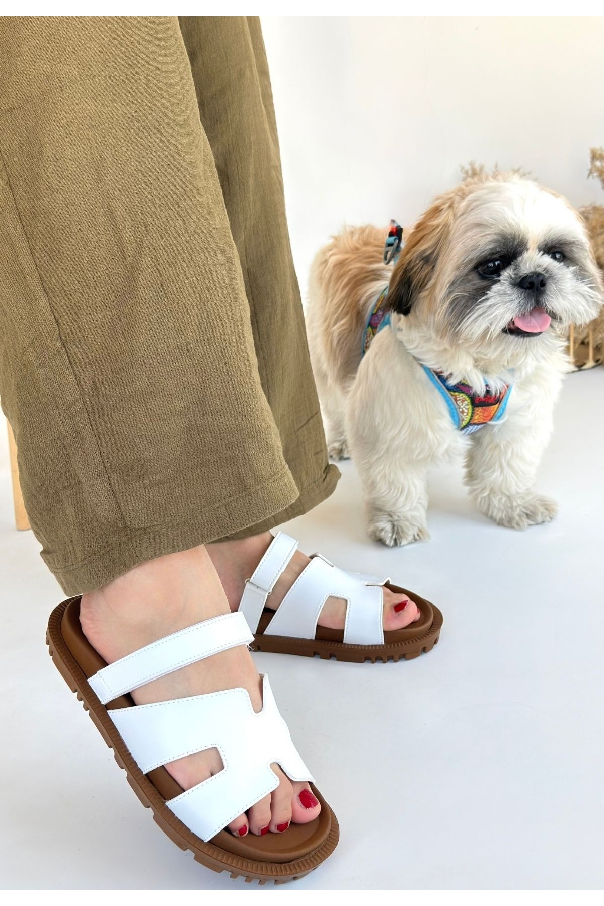 Beyaz Kadın Düz Terlik - Görsel 2