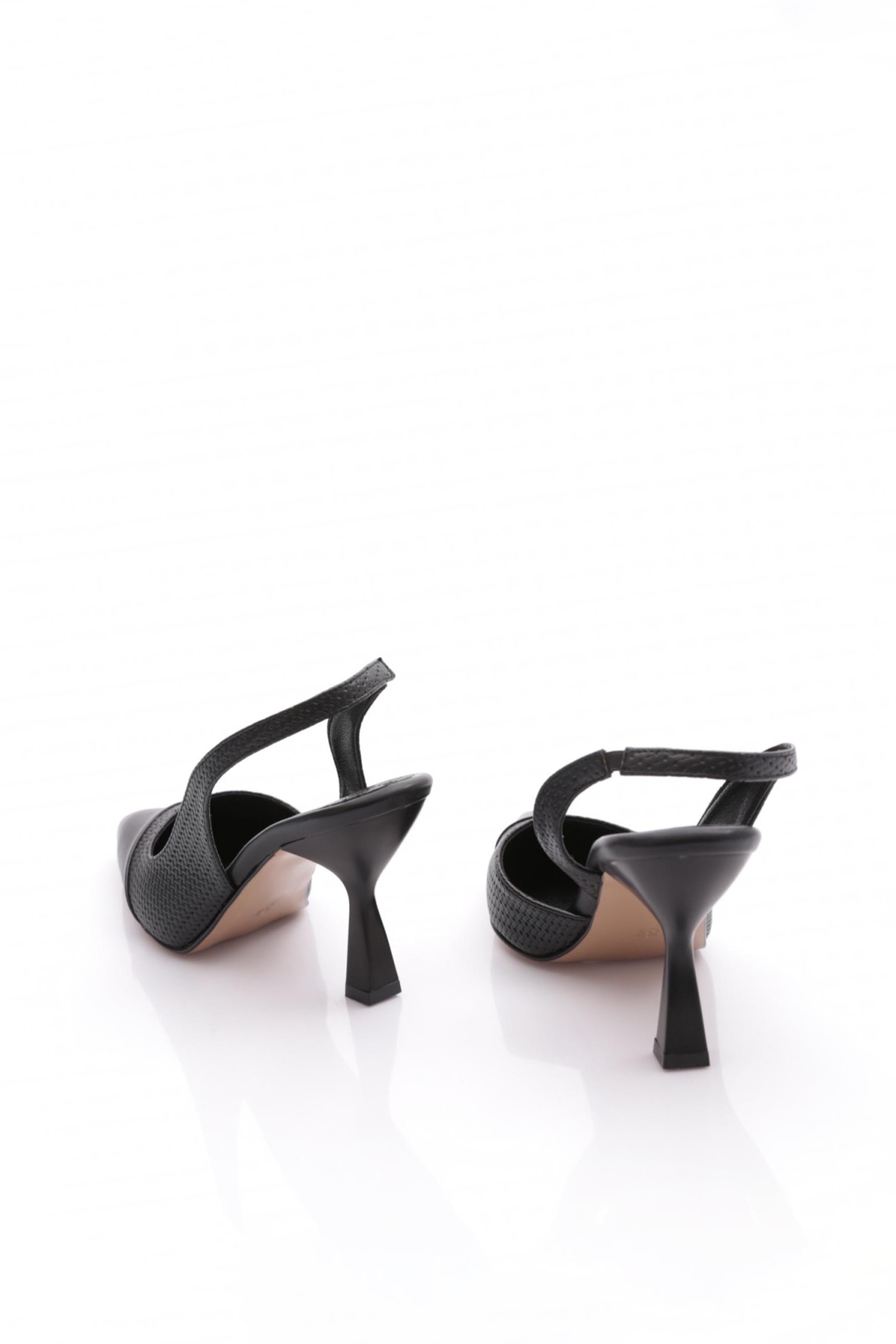 04 Kadin İnce Topuklu Ayakkabi - Görsel 4