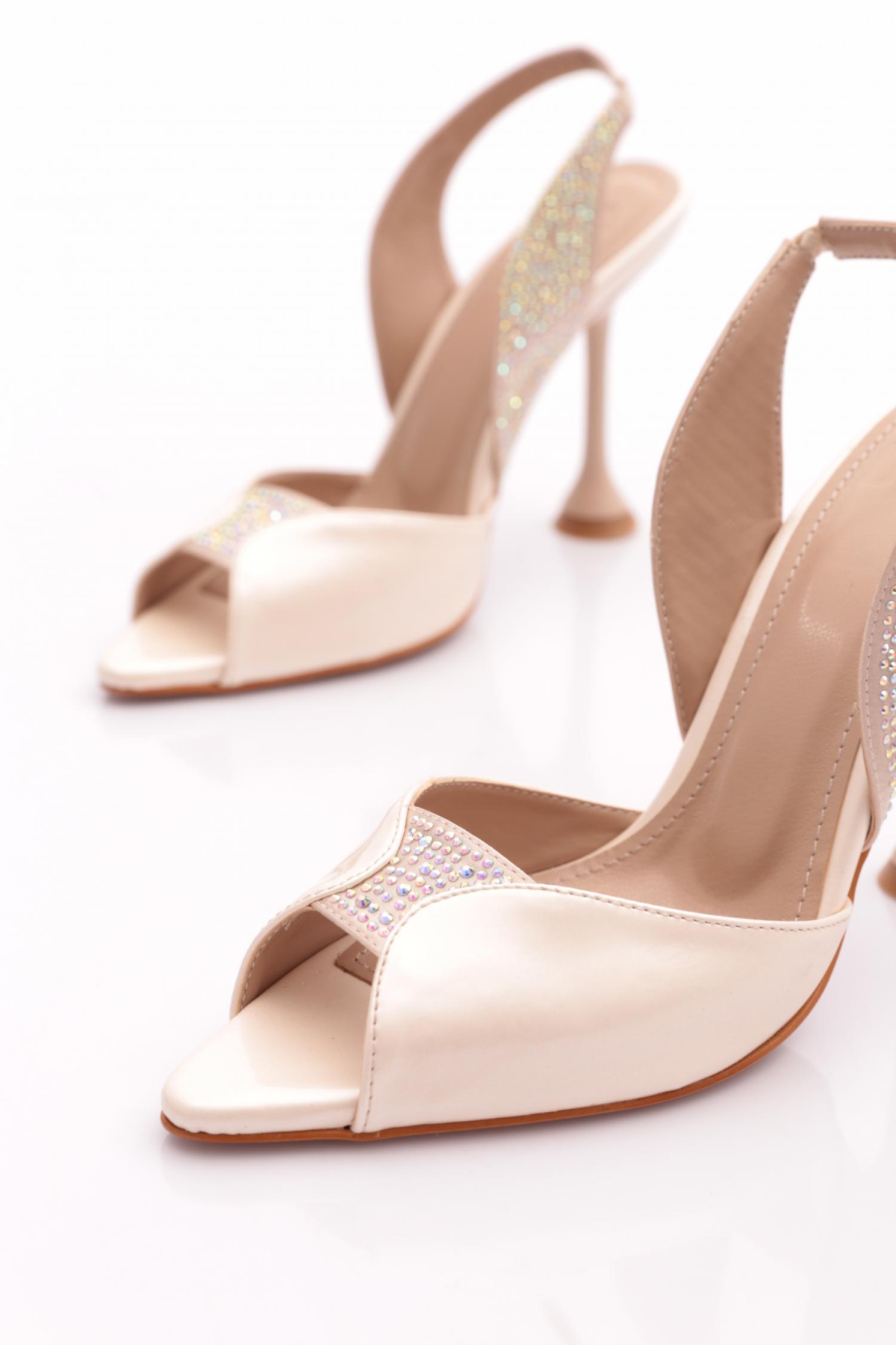 02 Kadin Silver Taşli Kadeh Topuklu Ayakkabi - Görsel 5