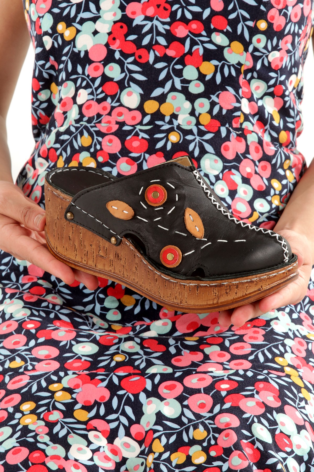 Toney Siyah Hakiki Deri Dolgu Topuklu Önü Kapalı Terlik - Görsel 4