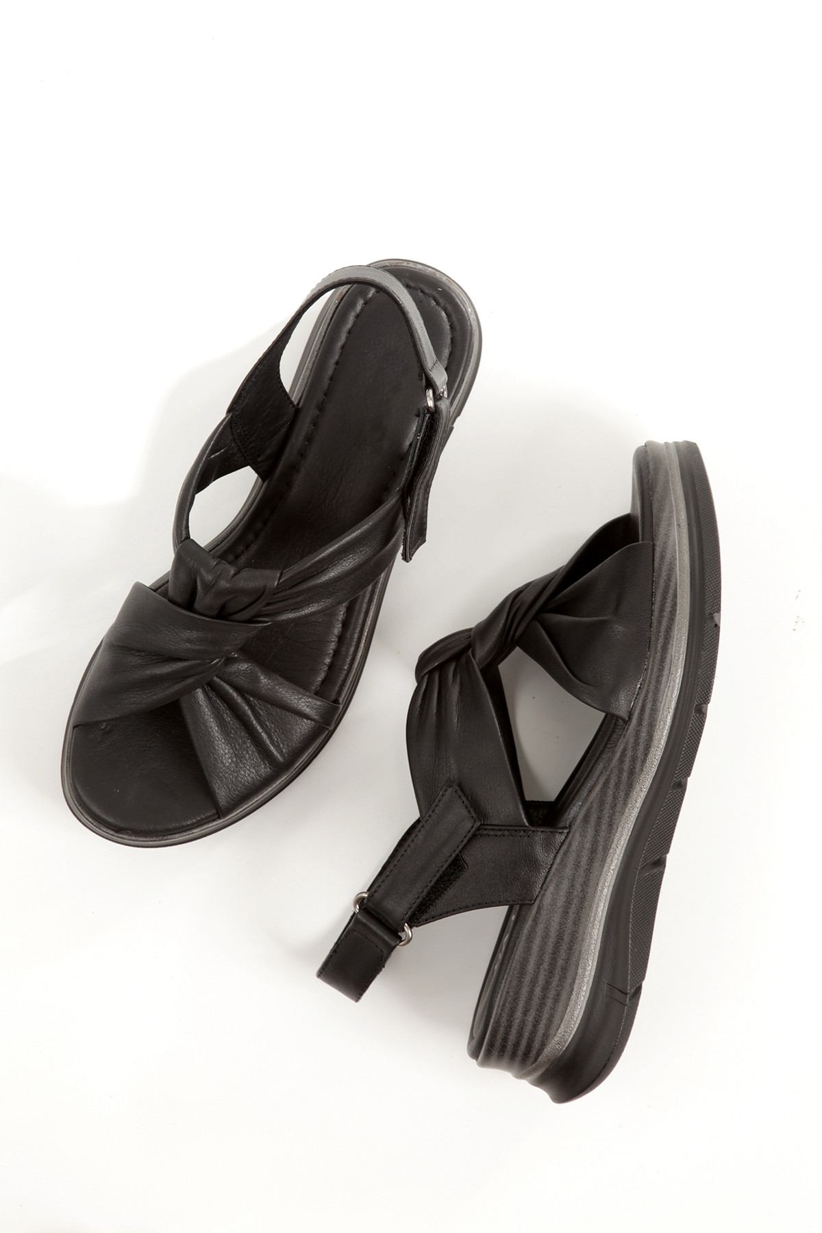 Linyas Siyah Hakiki Deri Yazlık Sandalet Dolgu Topuklu Cırtlı Ayakkabı - Görsel 5