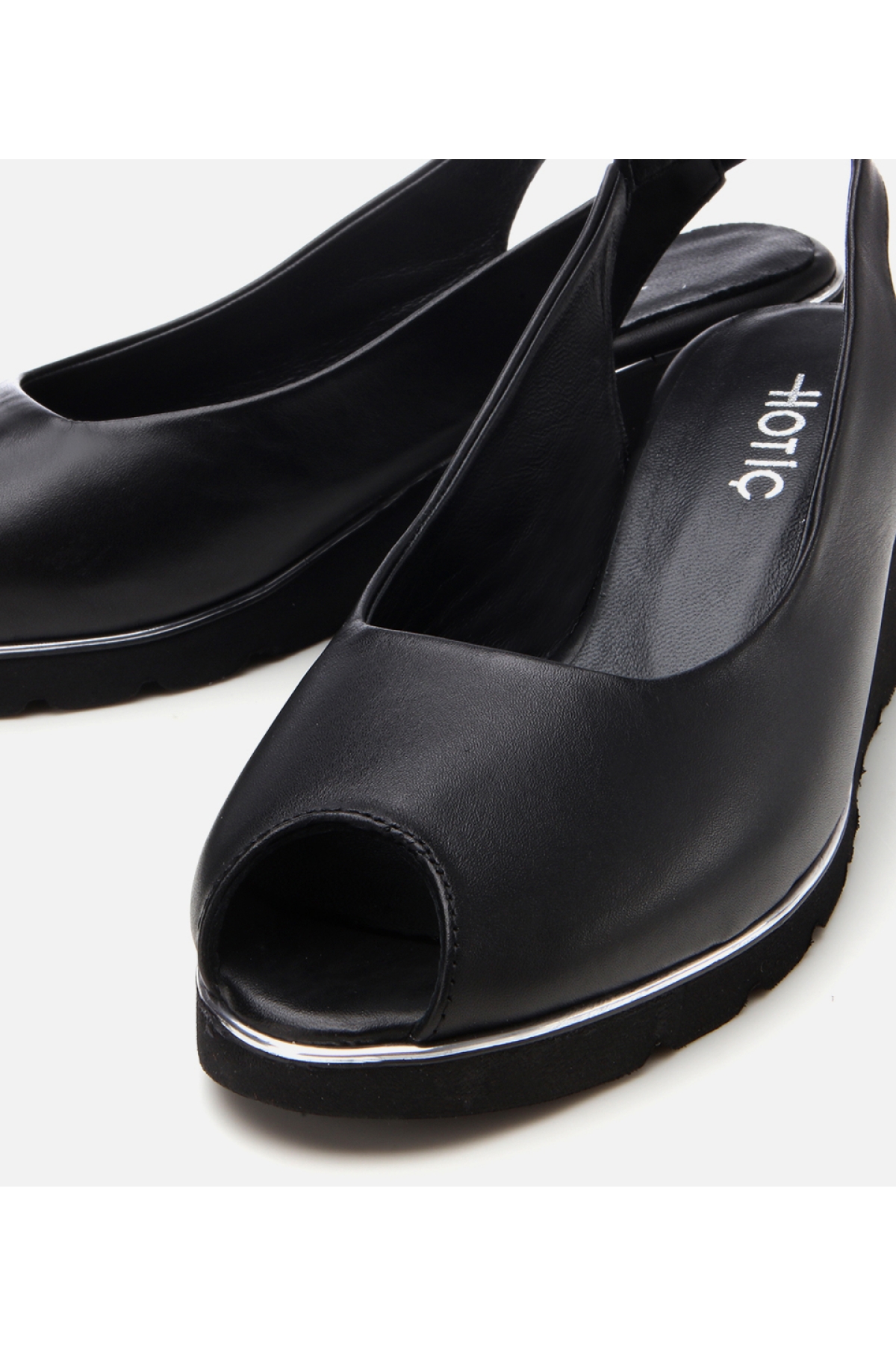 Hotiç Siyah Hotiç Hotiç Deri Kadın Tokalı Dolgu Topuklu Sandalet