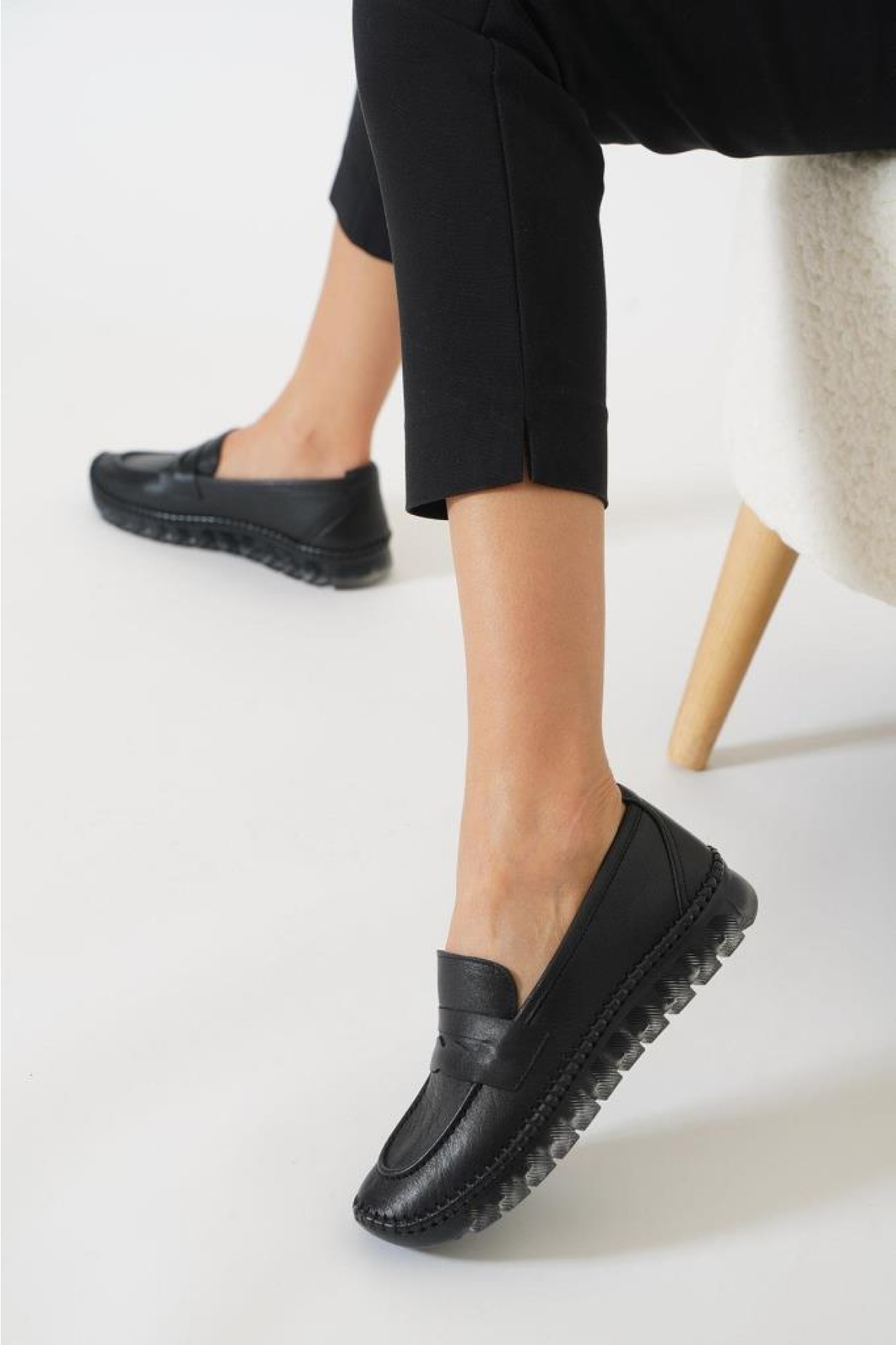 Pisagor Ps-33020 Ortopedik Kadın Günlük Hakiki Deri Ayakkabı - Görsel 2