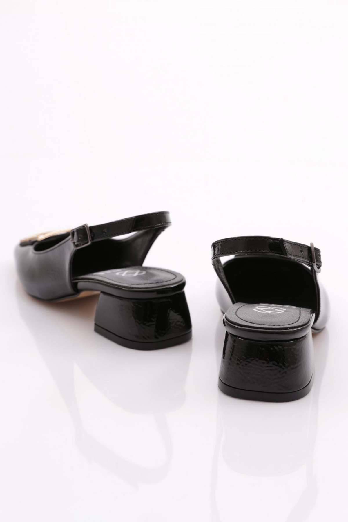 K341 Kadin Arkasi Açik Topuklu Ayakkabi - Görsel 4