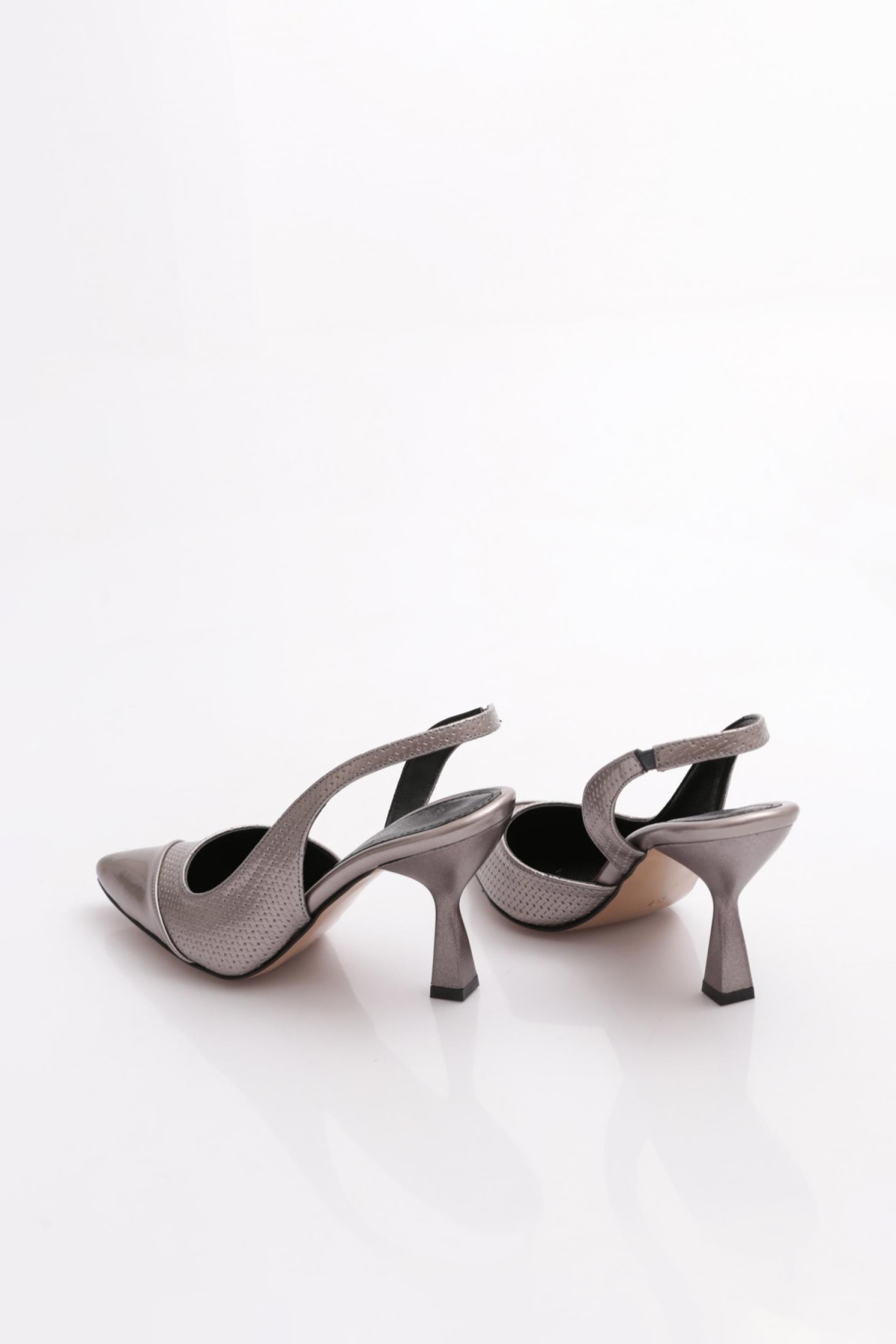 04 Kadin İnce Topuklu Ayakkabi - Görsel 4