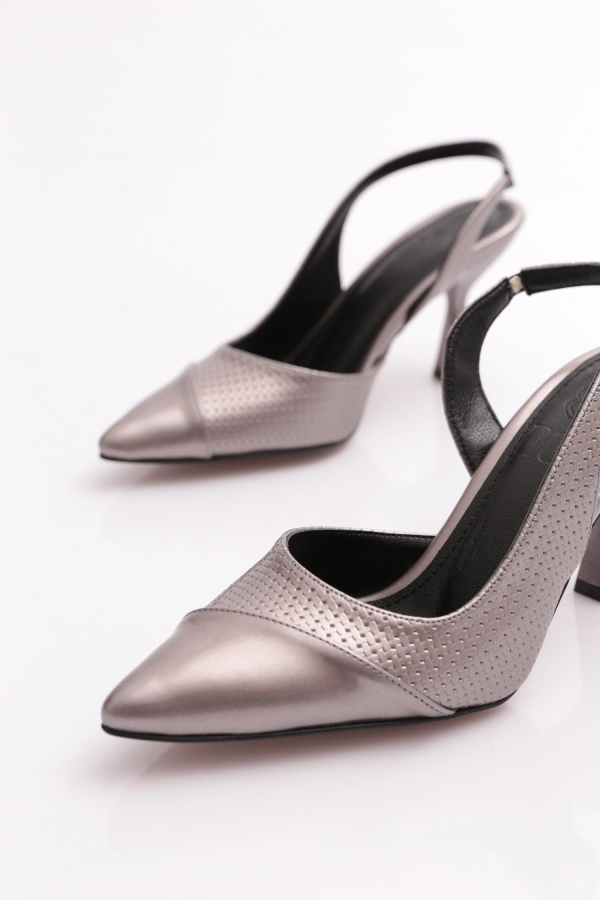 04 Kadin İnce Topuklu Ayakkabi - Görsel 5
