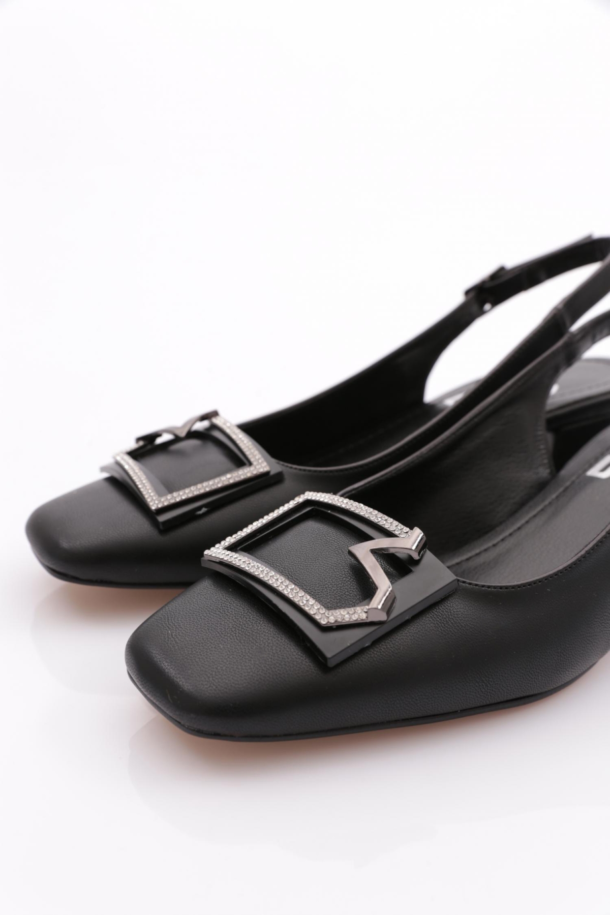 K1 Kadin Arkasi Açik Topuklu Ayakkabi - Görsel 5