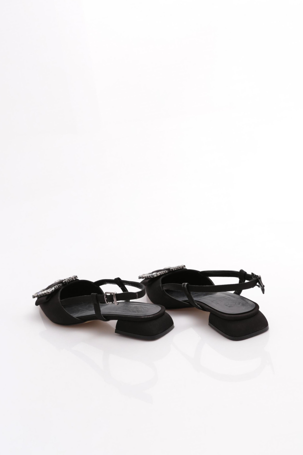 412 Kadin Topuklu Ayakkabi - Görsel 4