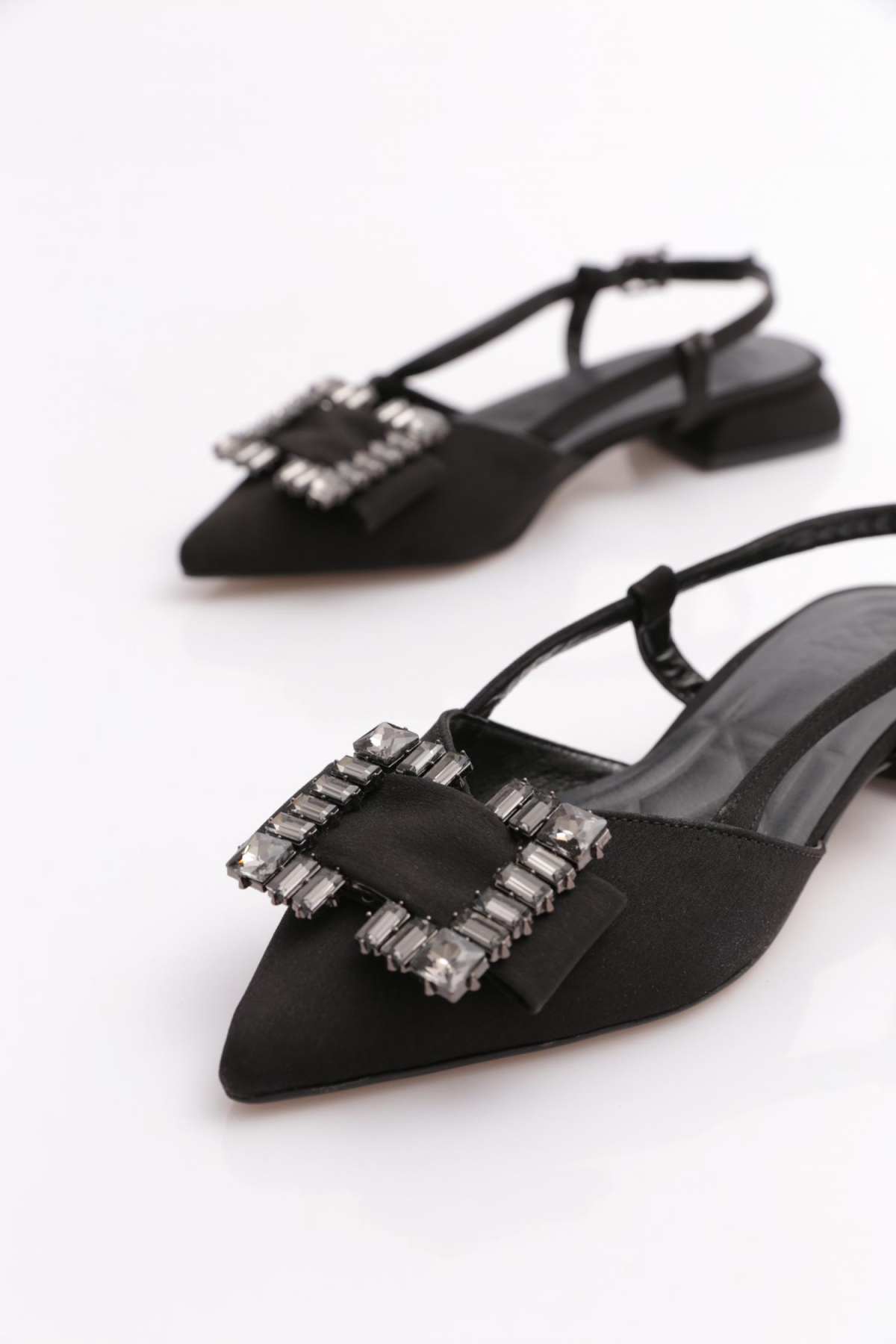 412 Kadin Topuklu Ayakkabi - Görsel 5