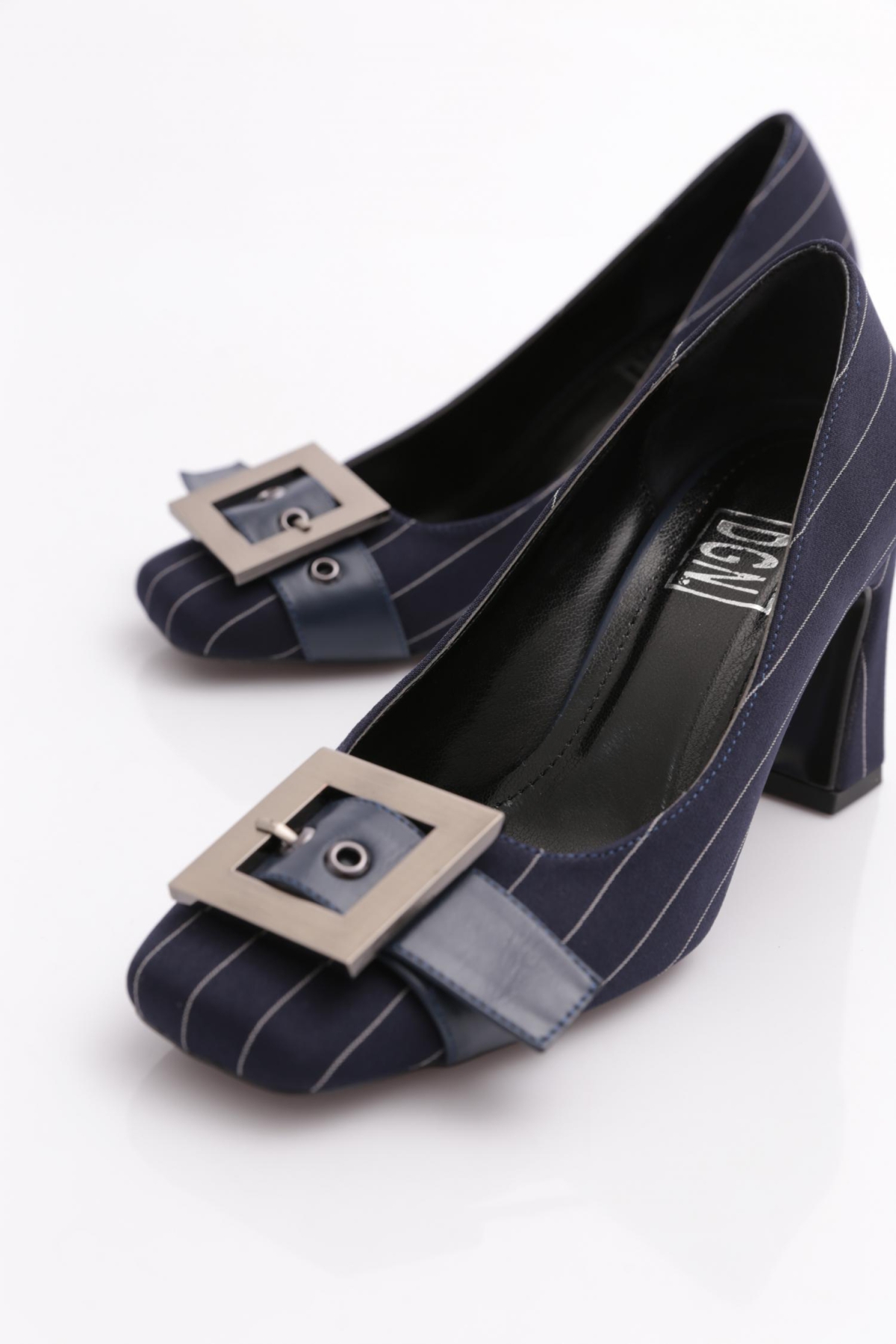 407 Kadin Topuklu Ayakkabi - Görsel 5