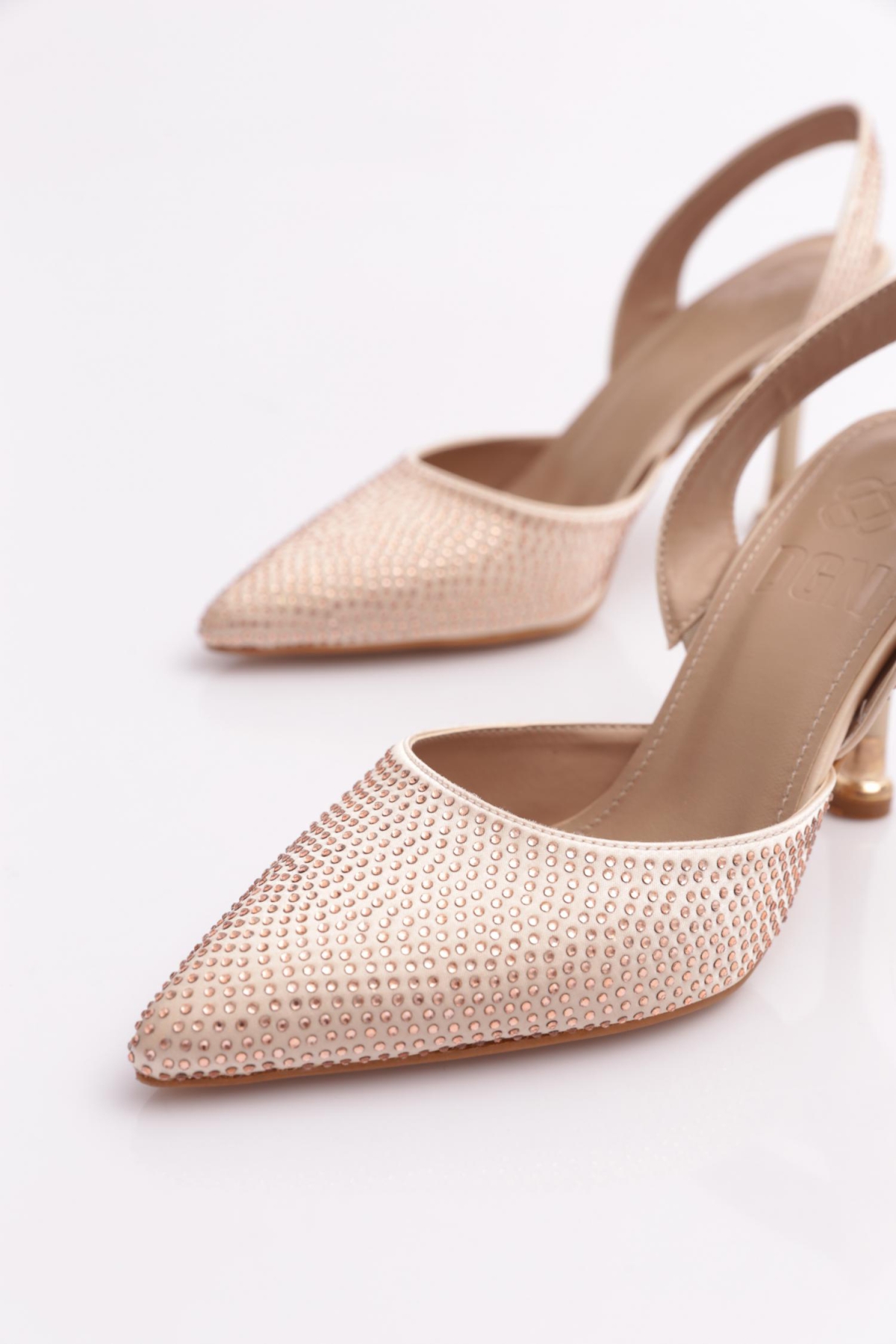 516 Kadin Arkadan Geçirmeli Topuklu Ayakkabi - Görsel 5