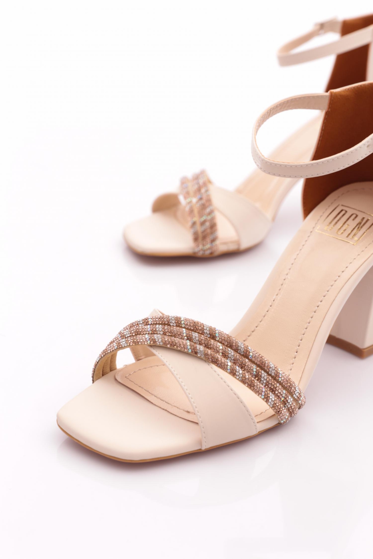 Pm08-K32 Kadin Topuğu Kapali Topuklu Ayakkabi - Görsel 5