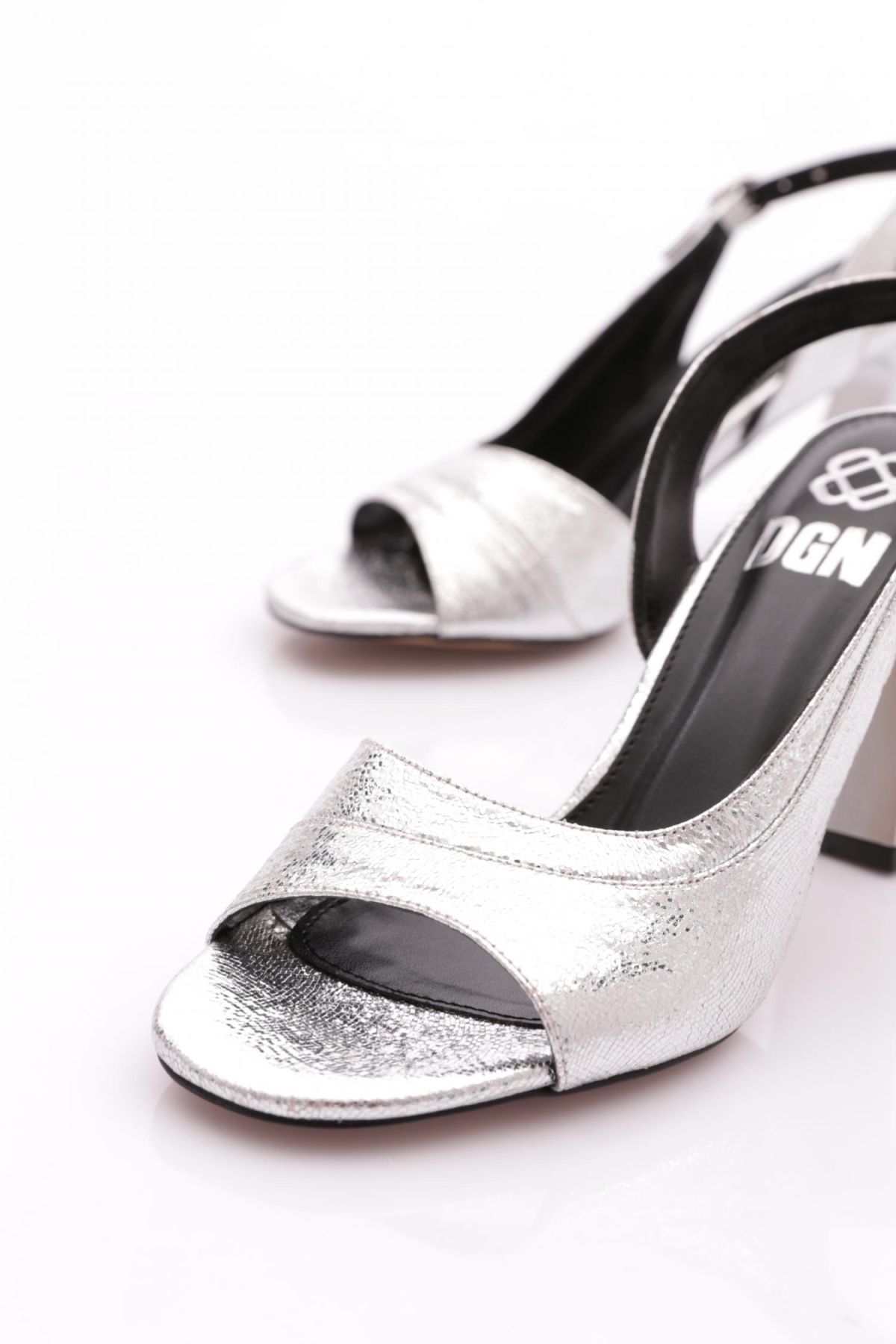 804 Kadin Topuklu Ayakkabi - Görsel 5