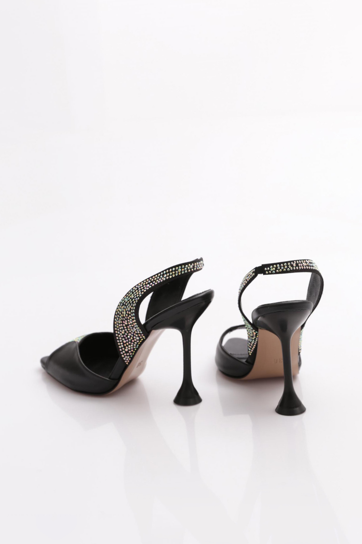 02 Kadin Silver Taşli Kadeh Topuklu Ayakkabi - Görsel 4