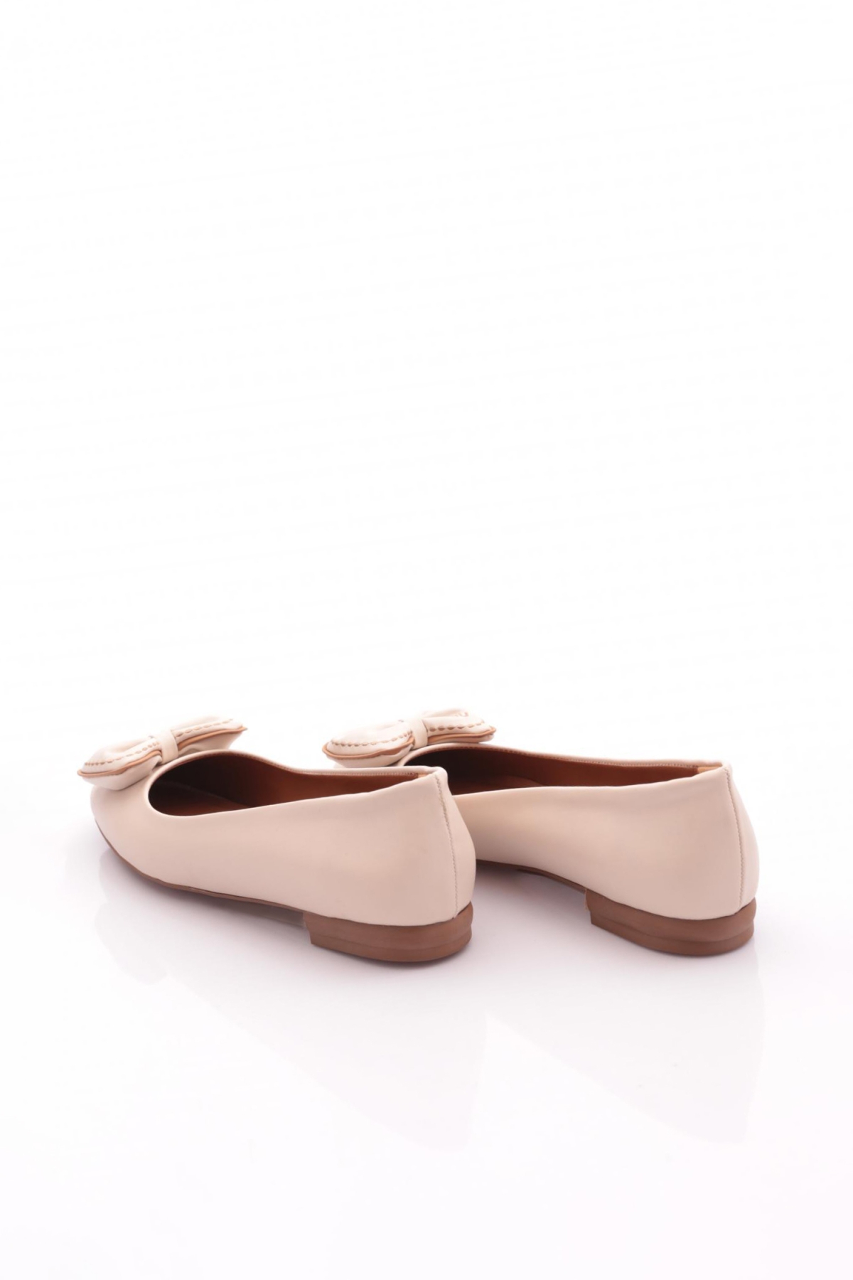 1935 Kadin Fiyonk Detayli Babet - Görsel 4