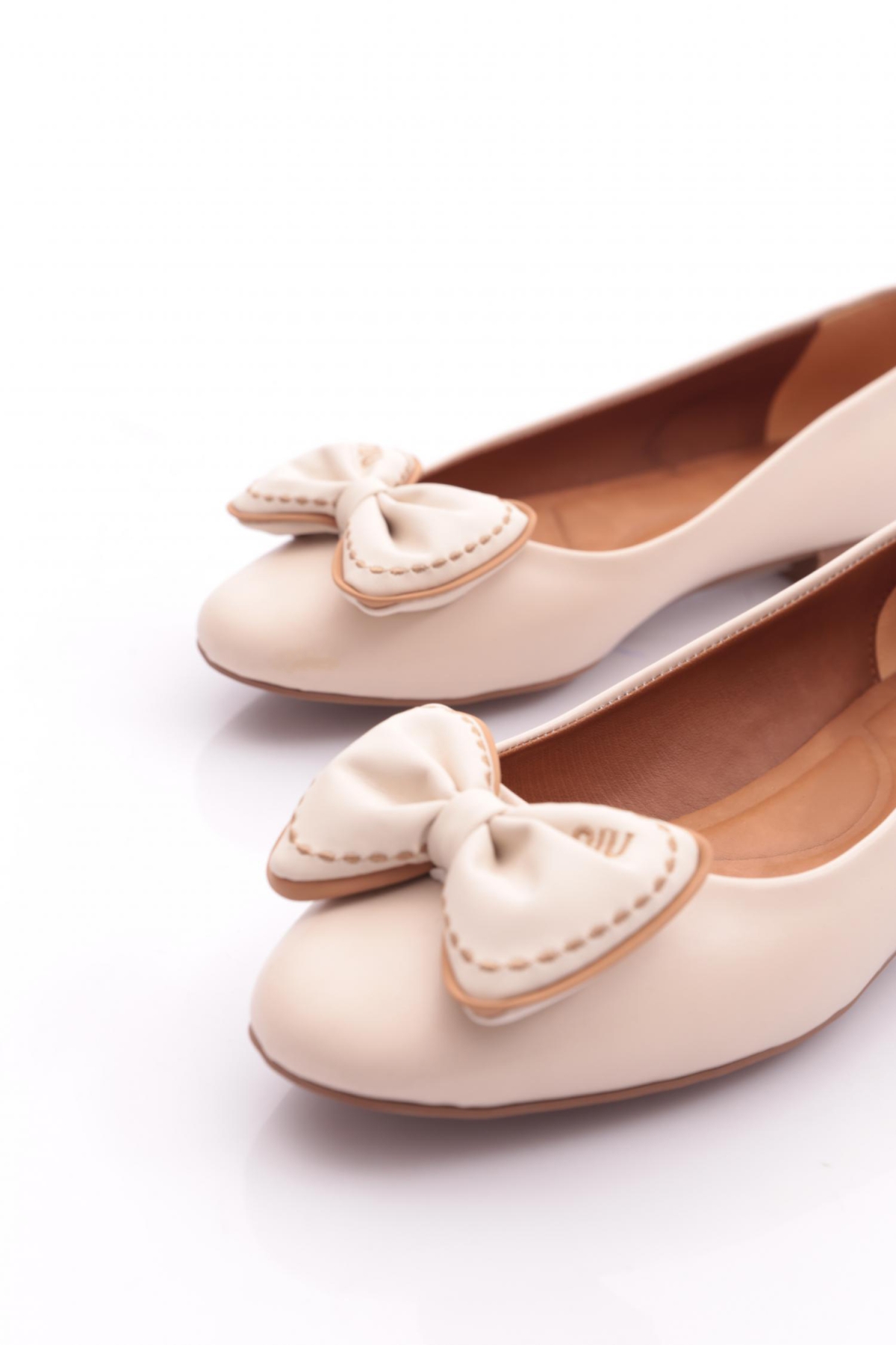 1935 Kadin Fiyonk Detayli Babet - Görsel 5