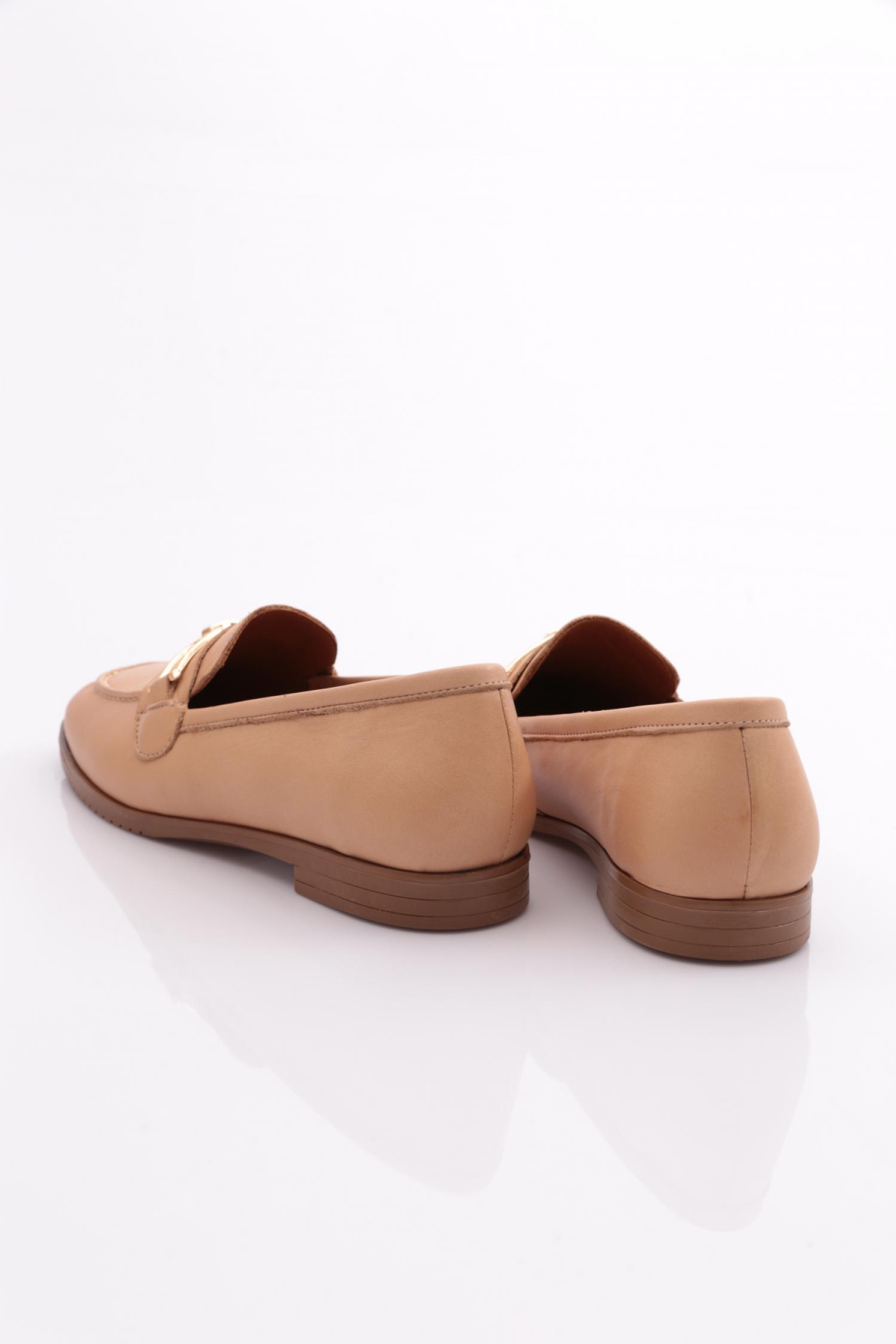 08 Kadin Demirli Küt Burun Babet - Görsel 4