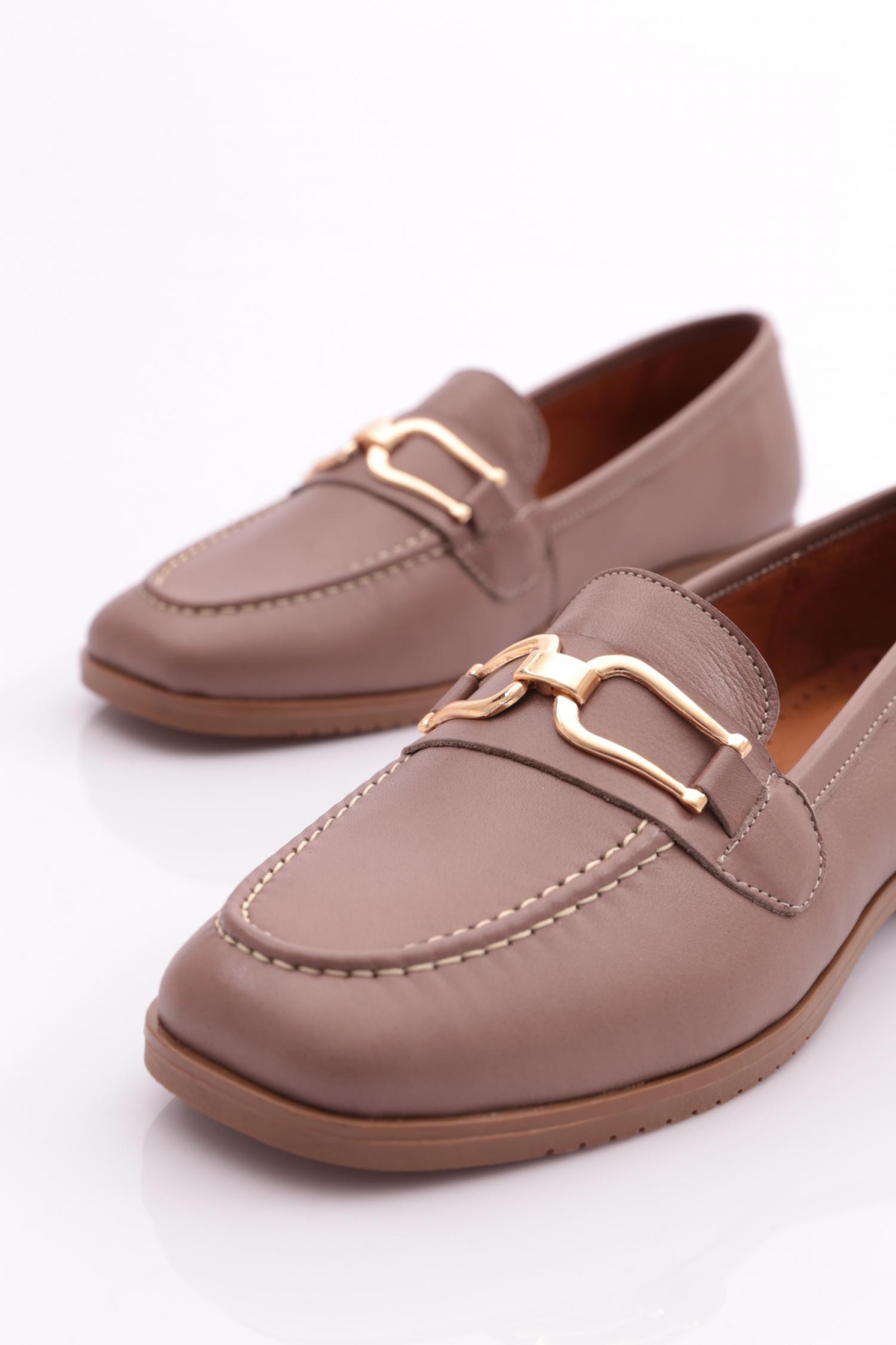 08 Kadin Demirli Küt Burun Babet - Görsel 5