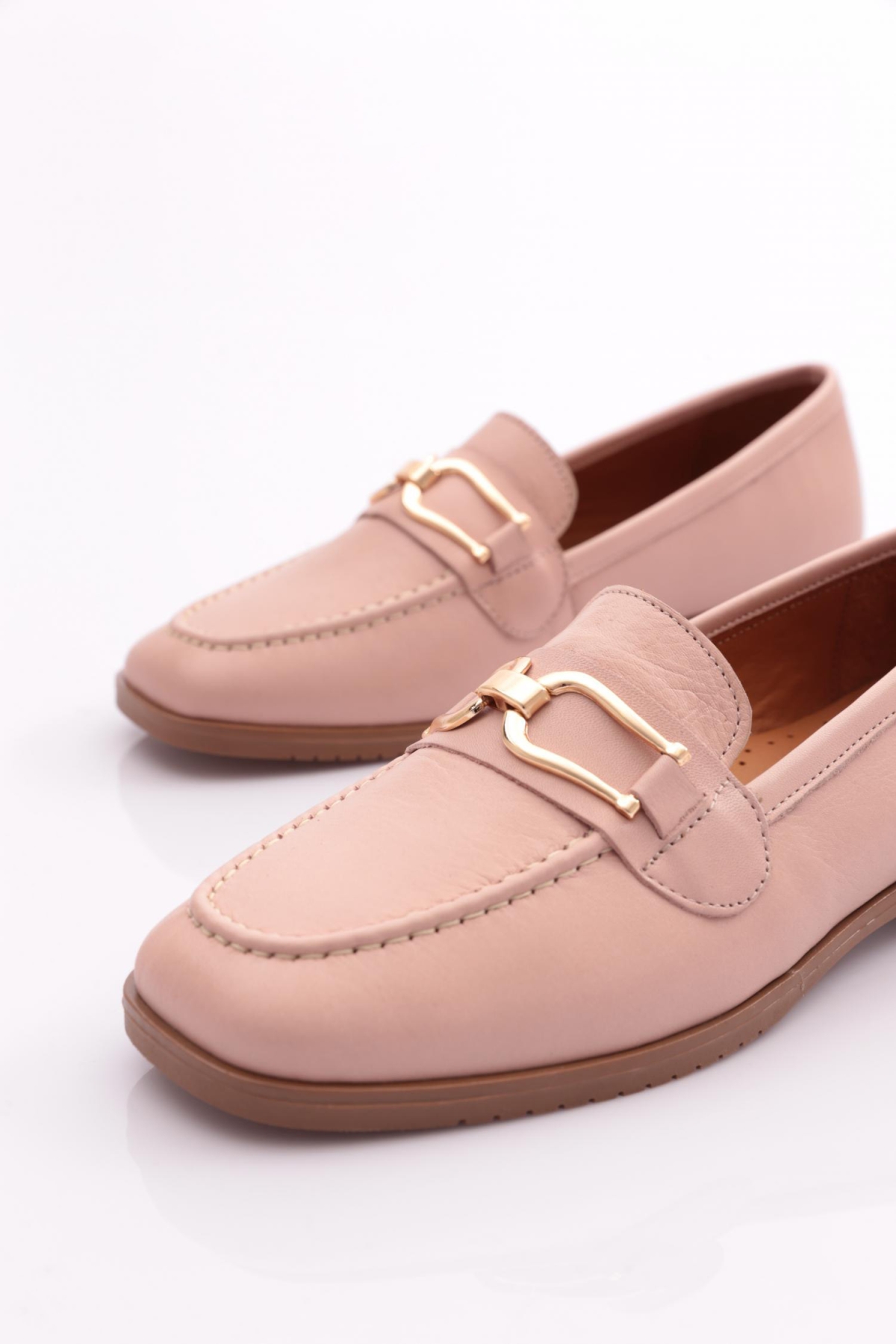 08 Kadin Demirli Küt Burun Babet - Görsel 5