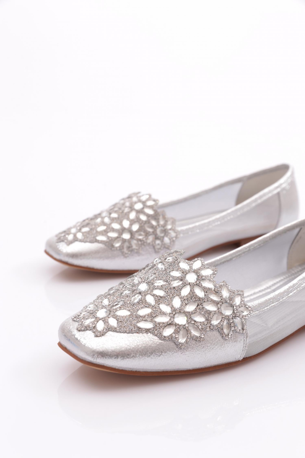 K196 Kadin Önü İşlemeli Babet - Görsel 5