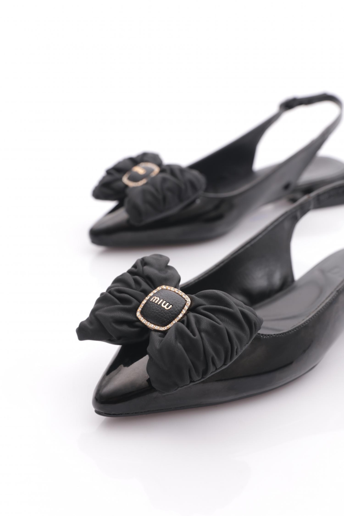 2886 Kadin Fiyonk Detayli Babet - Görsel 5