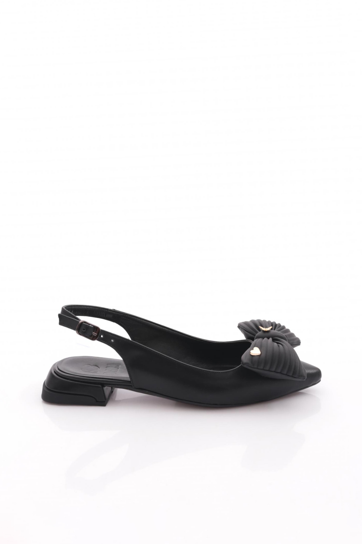 2888 Kadin Fiyonk Detayli Babet - Görsel 2