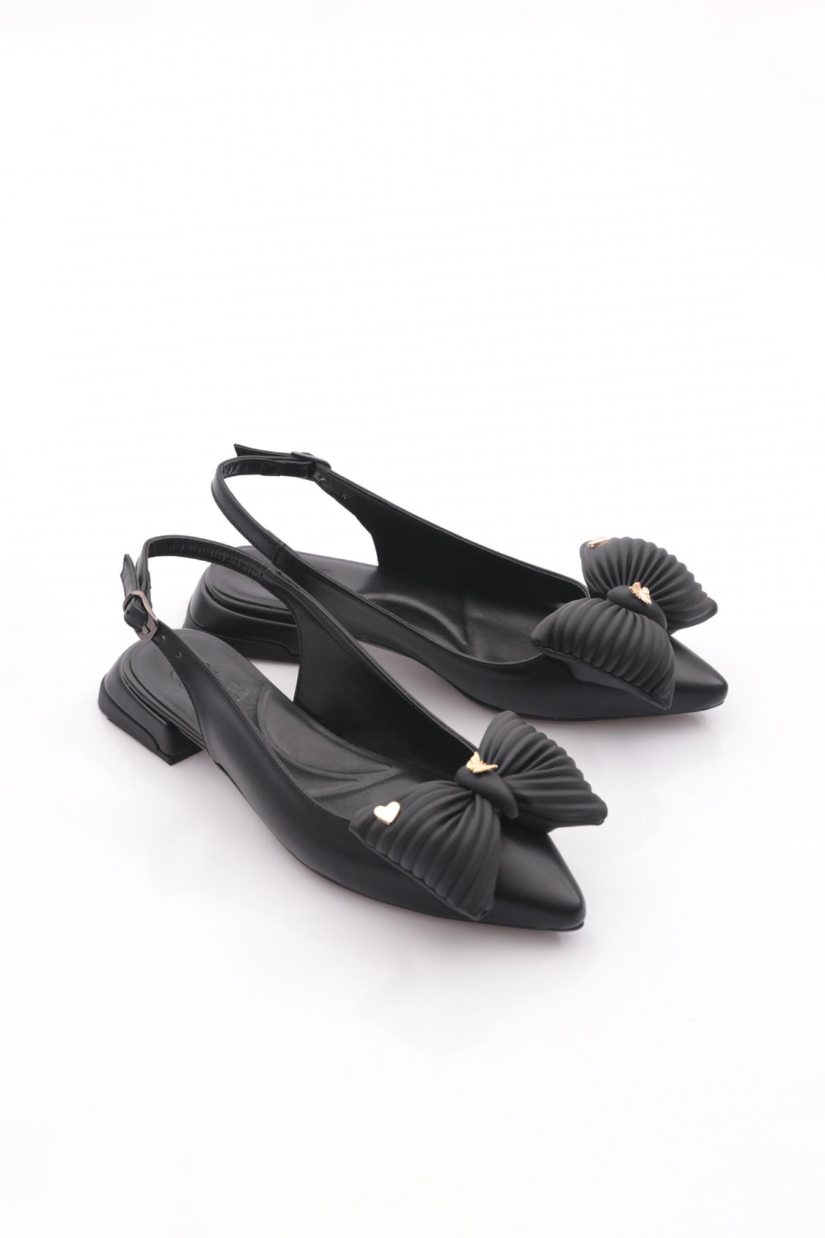 2888 Kadin Fiyonk Detayli Babet - Görsel 3