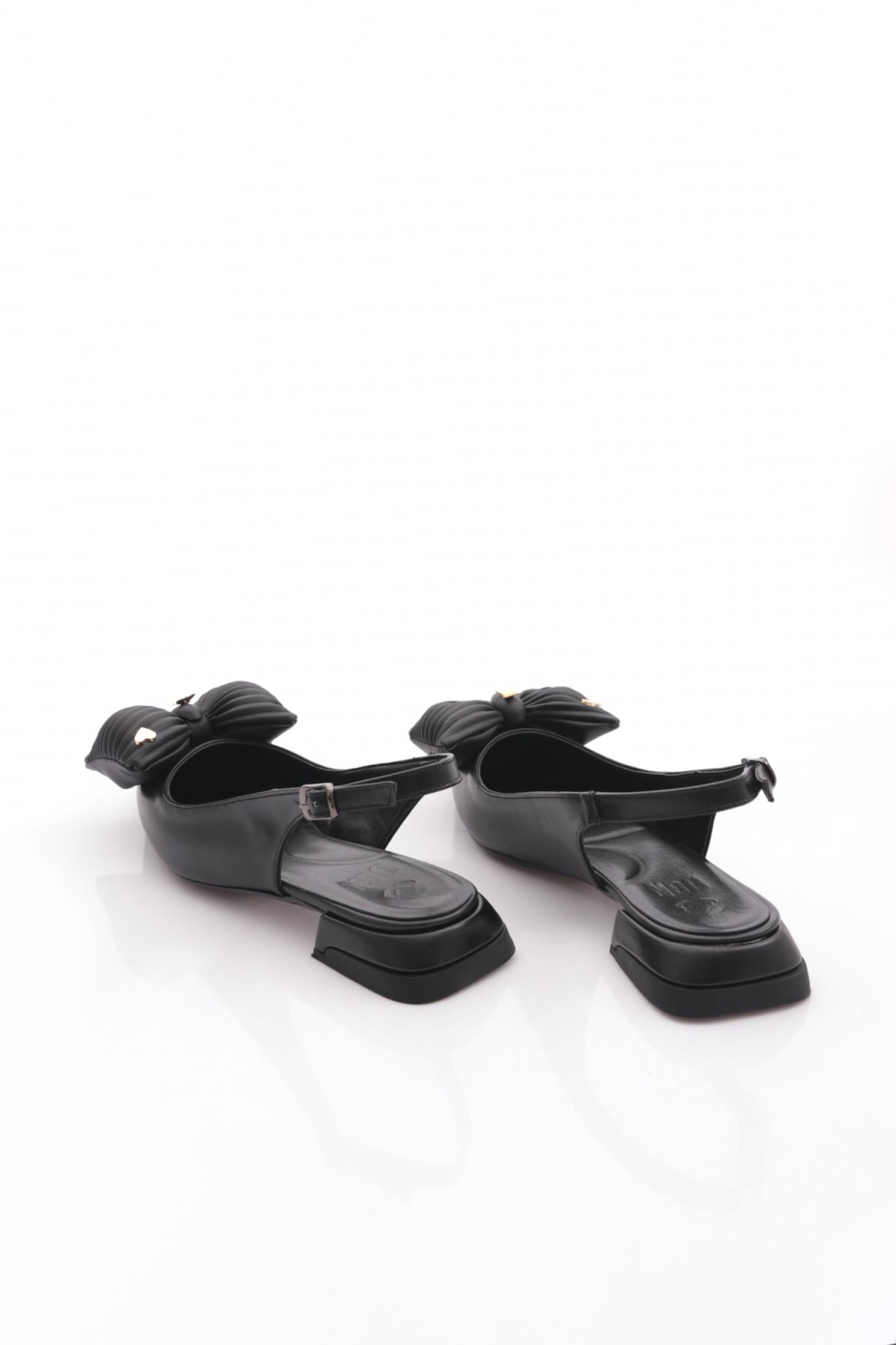 2888 Kadin Fiyonk Detayli Babet - Görsel 4