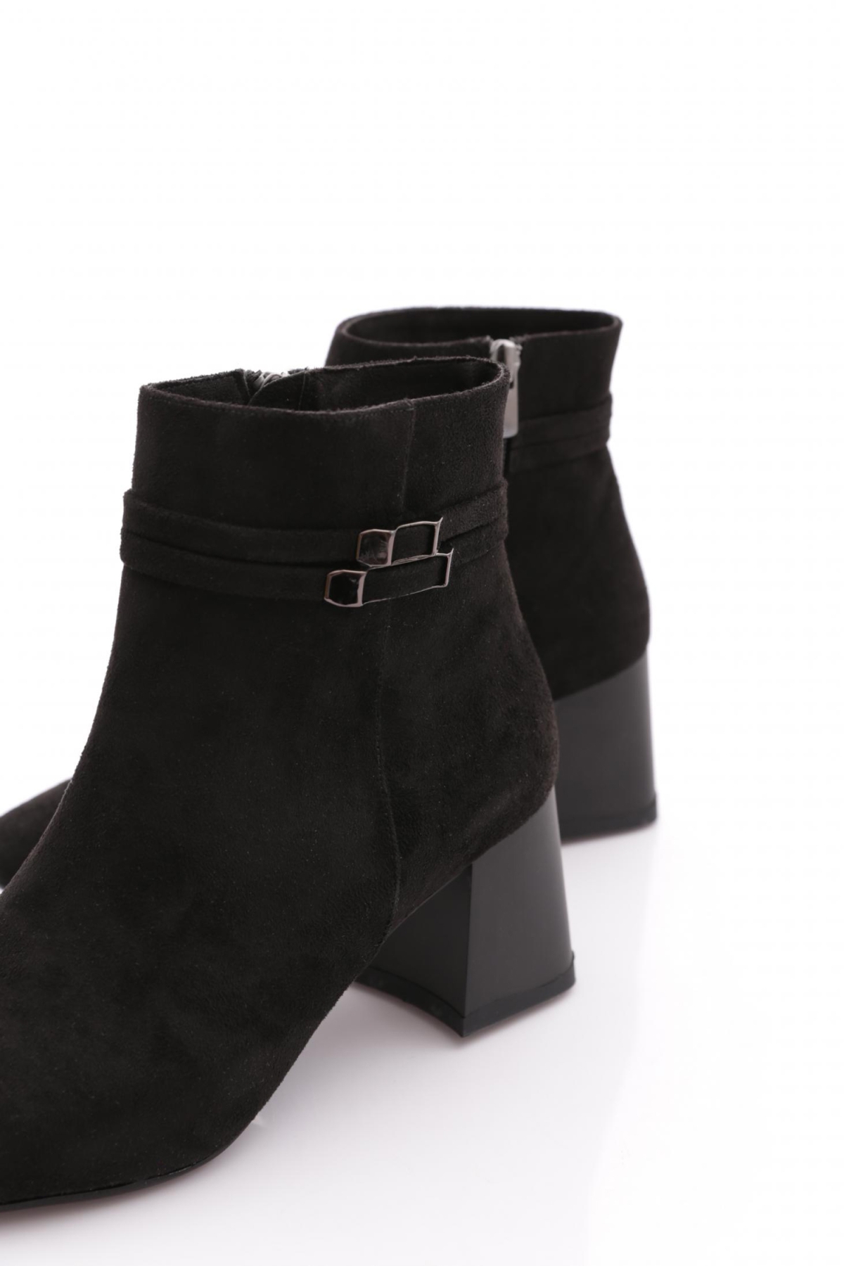 Dgn Dgn Siyah 112 Kadin Aksesuarli Bot Flo'da! Siyah - 5. görsel