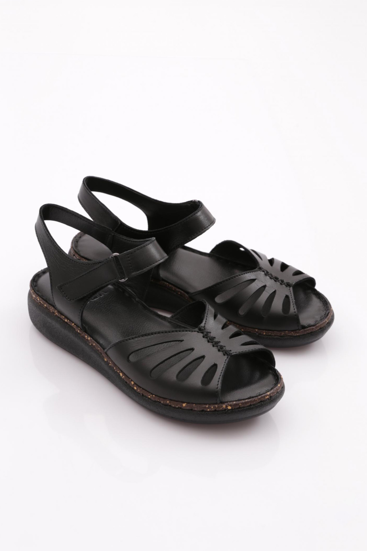 210 Kadin Bilekten Bağlama Cirtli Sandalet - Görsel 3